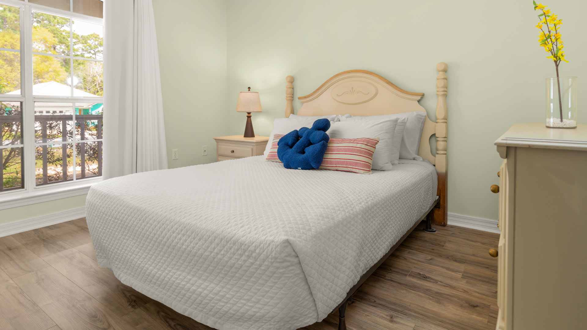 Drift off in comfort