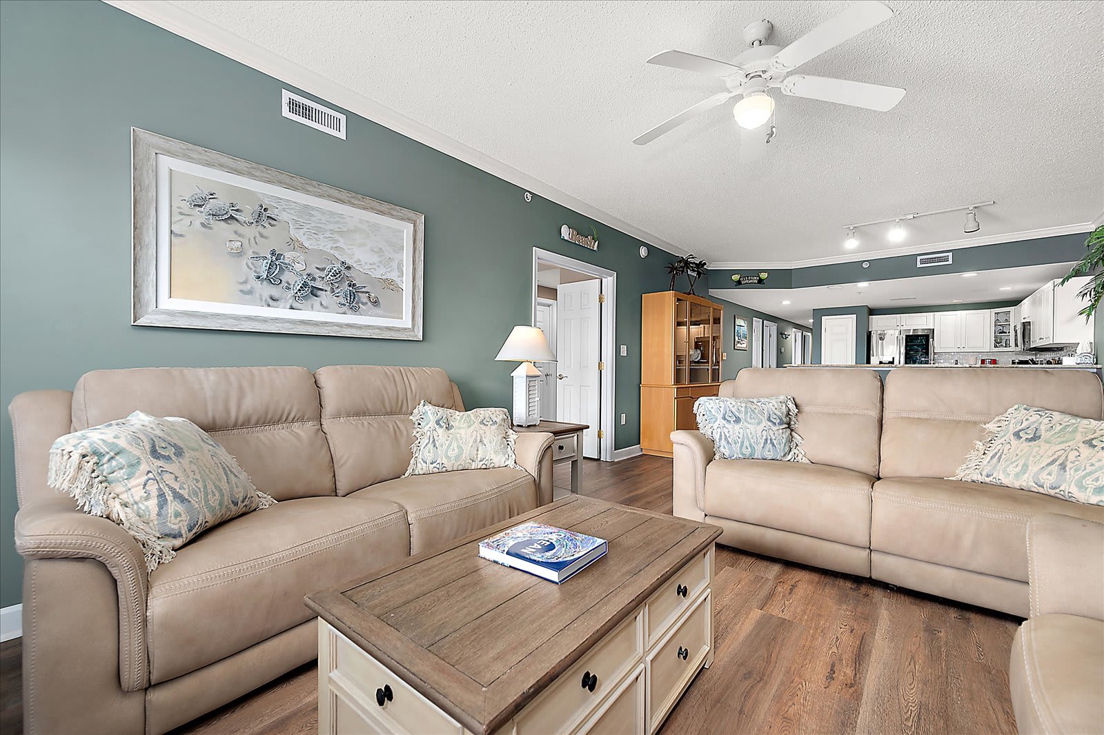 Three Bedroom Oceanside Condo with Great Amenities | Photo 3