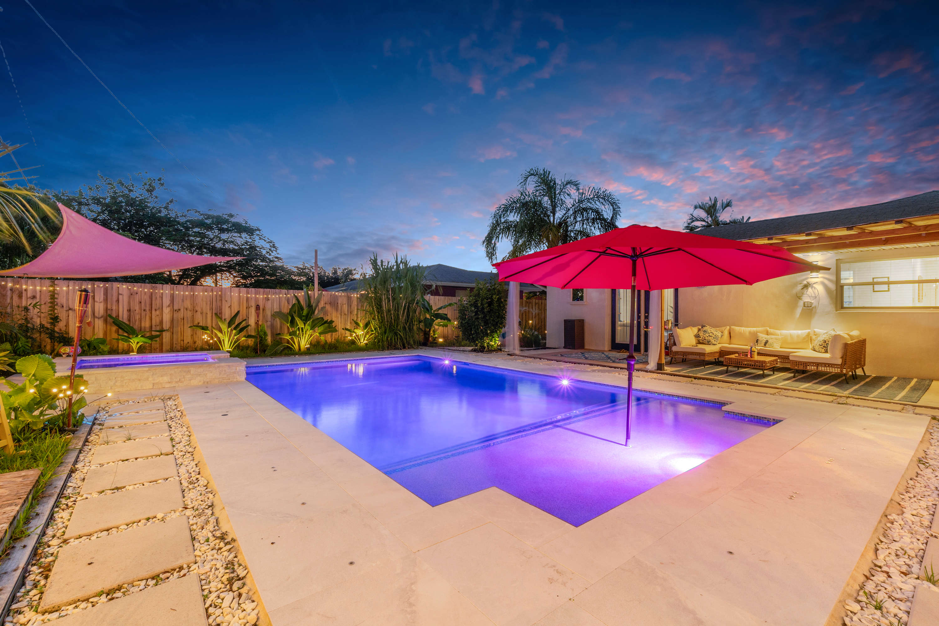 Men Only Nude Optional | Heated Pool & Spa | Sunny Room at BlueLizard - Foto 20