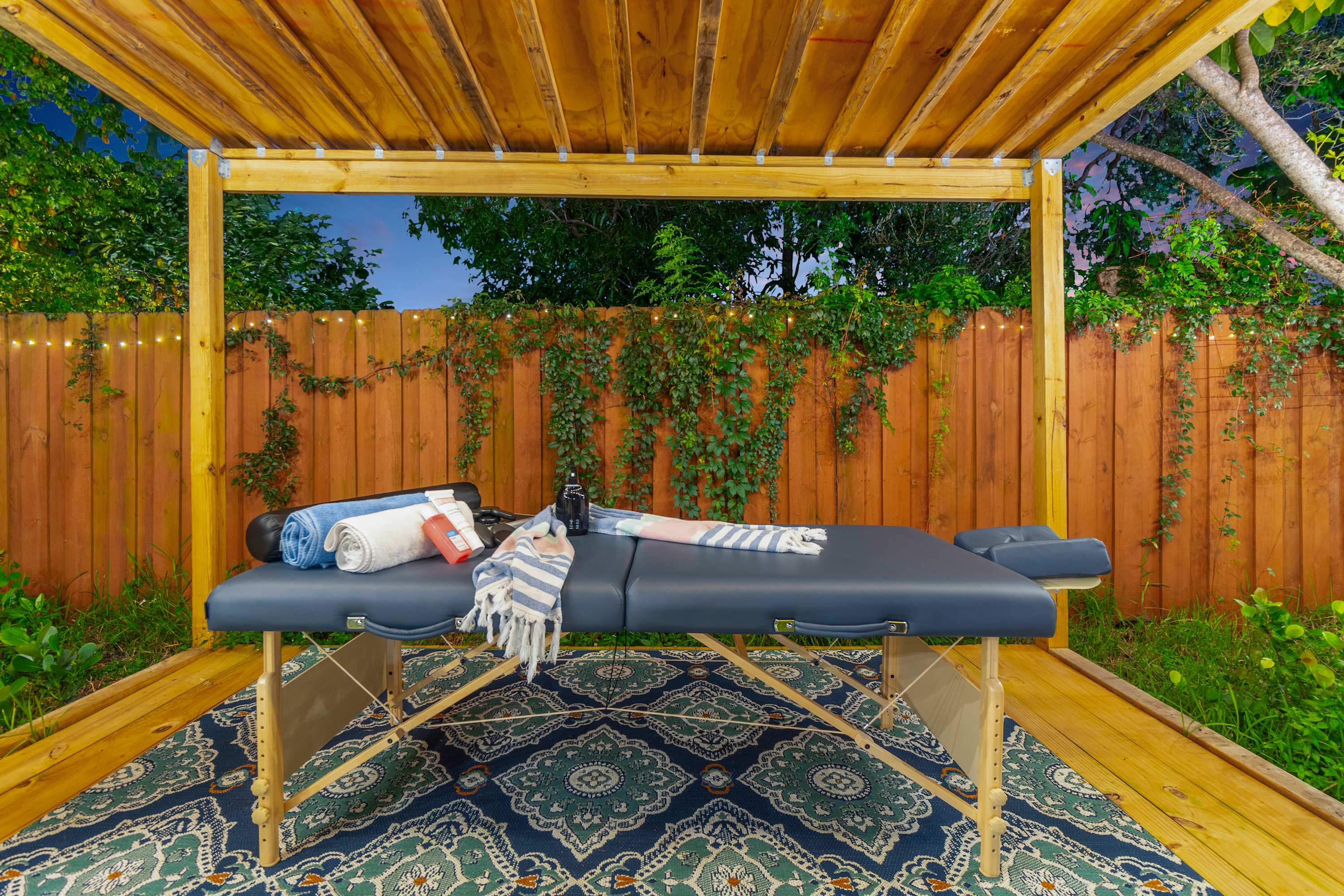 Men Only Nude Optional | Heated Pool & Spa | Sunny Room at BlueLizard - Foto 35