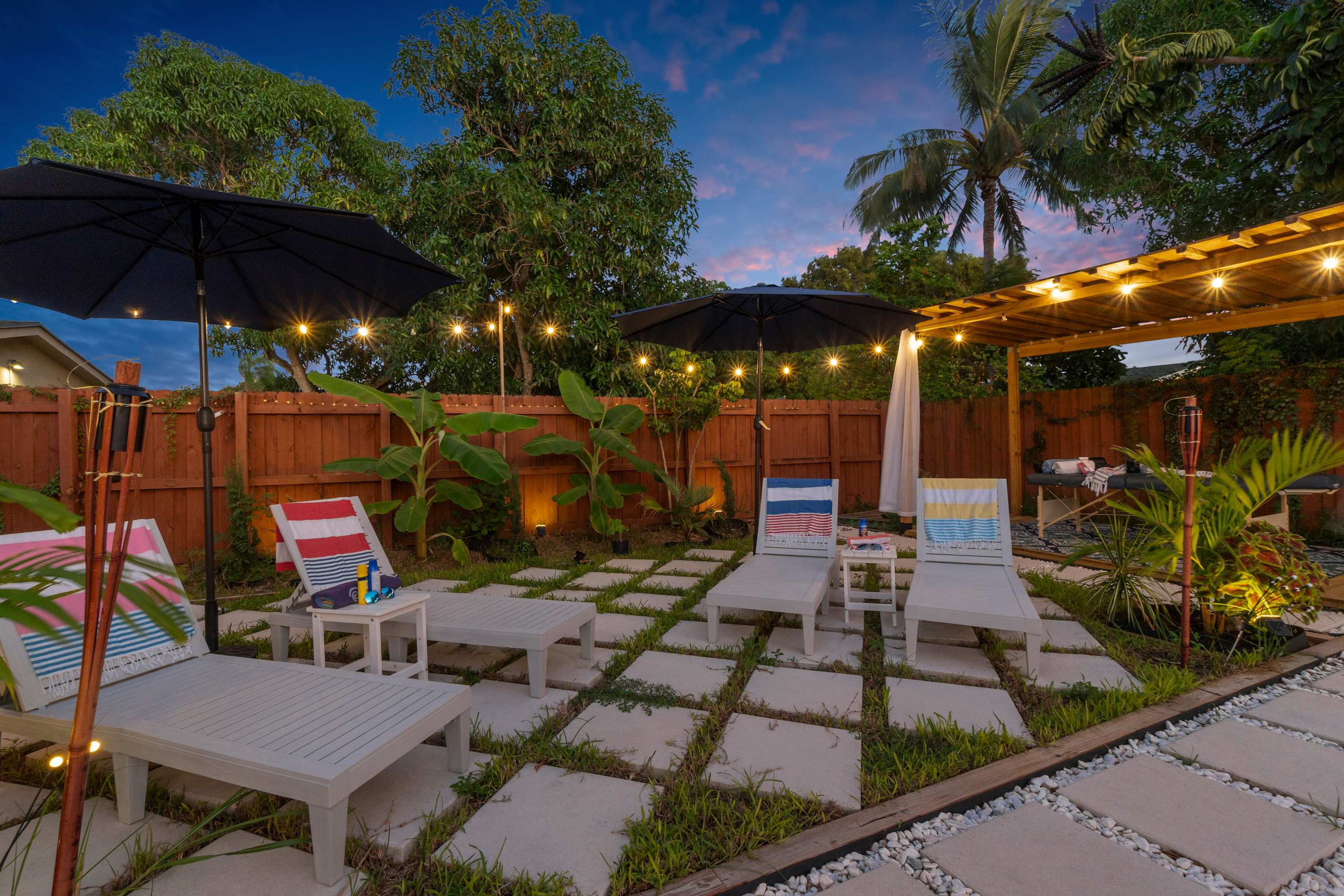 Men Only Nude Optional | Heated Pool & Spa | Breeze Room at BlueLizard - Foto 20