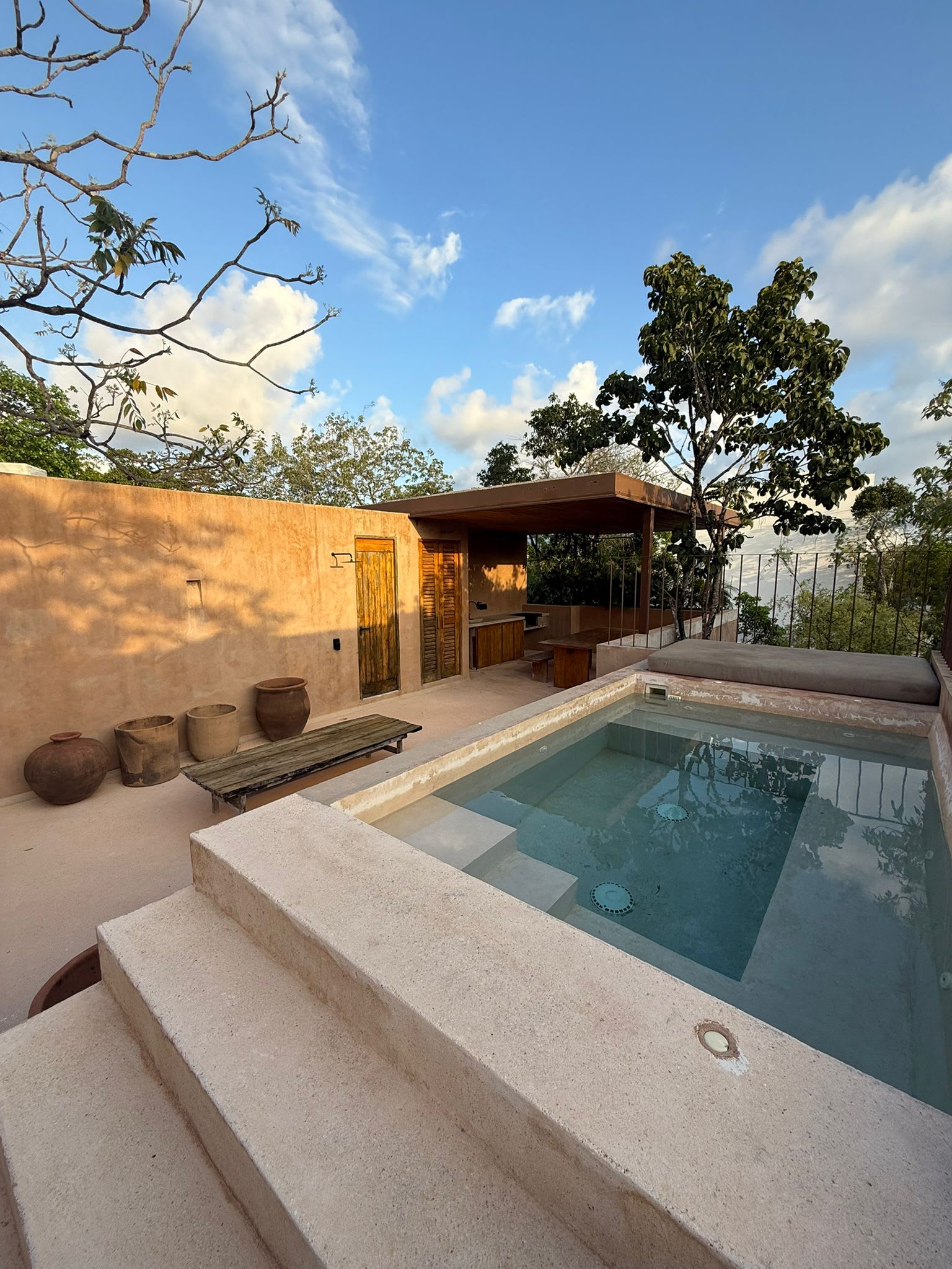 Enjoy your private rooftop with a refreshing plunge pool and BBQ grill ✨
