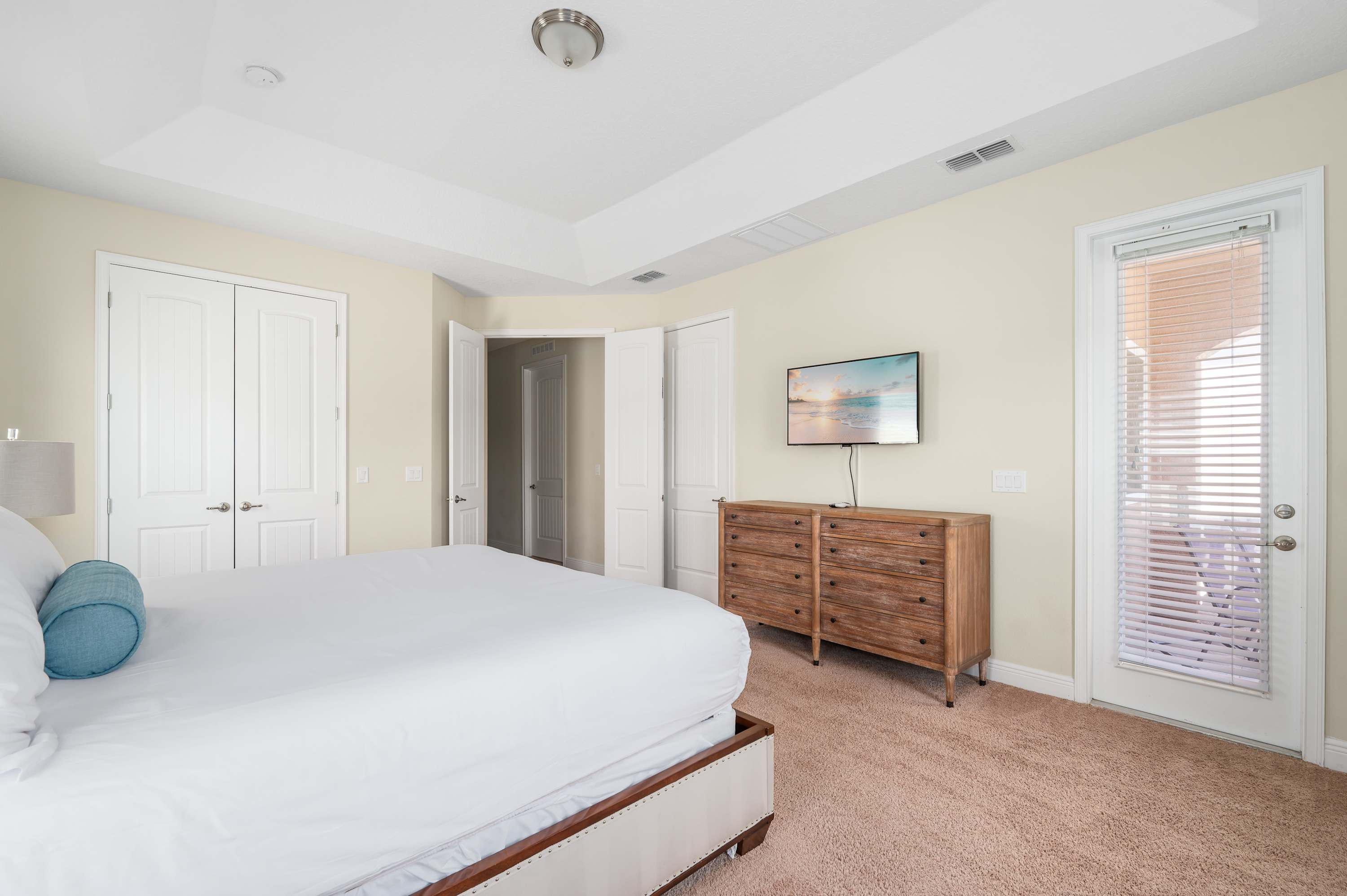 6BR retreat w/ pool, hot tub & gym