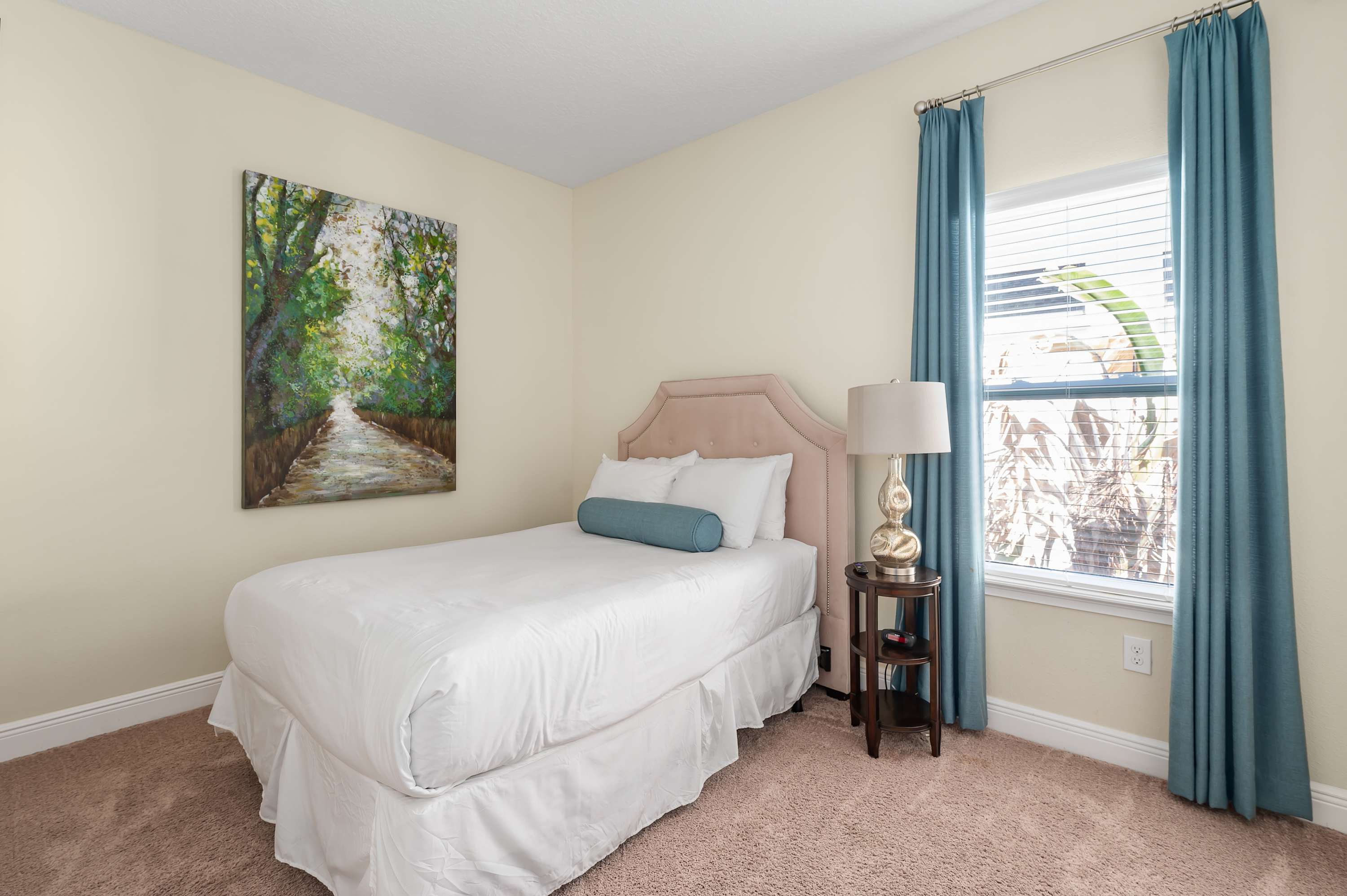 6BR retreat w/ pool, hot tub & gym