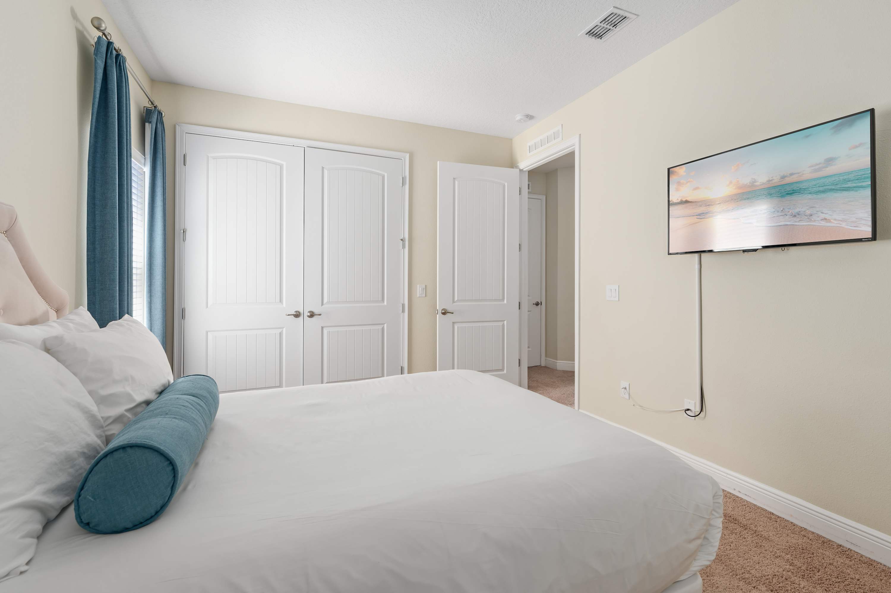 6BR retreat w/ pool, hot tub & gym