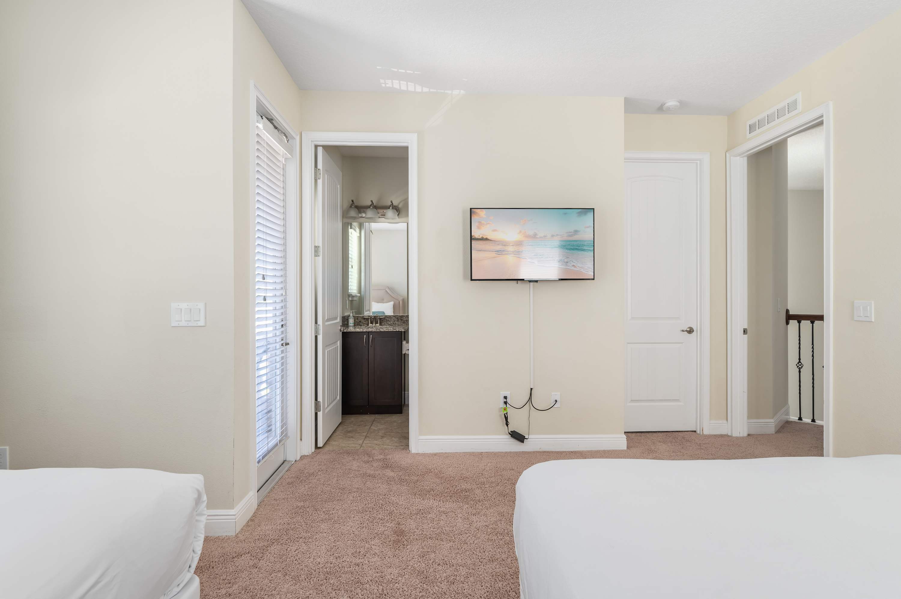 6BR retreat w/ pool, hot tub & gym