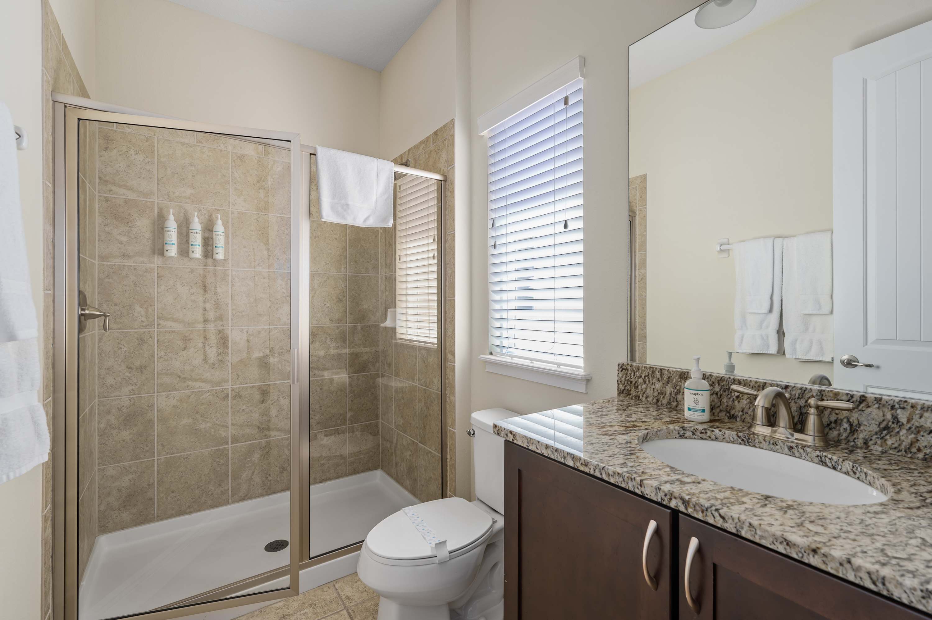 6BR retreat w/ pool, hot tub & gym