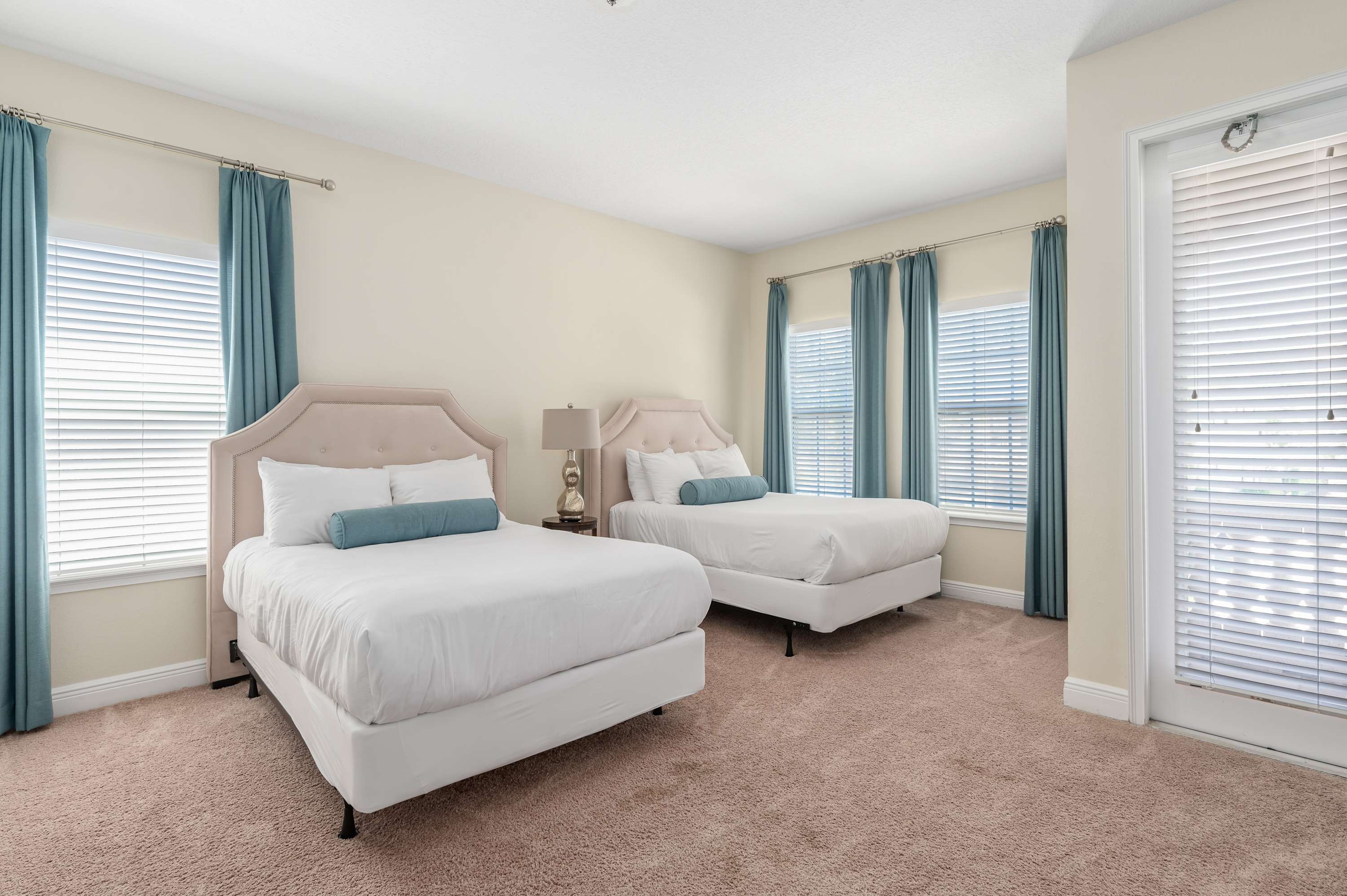 6BR retreat w/ pool, hot tub & gym