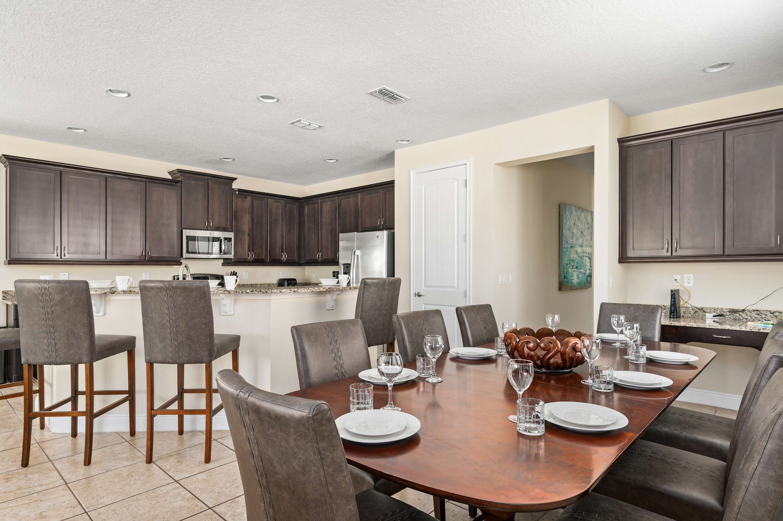 6BR retreat w/ pool, hot tub & gym