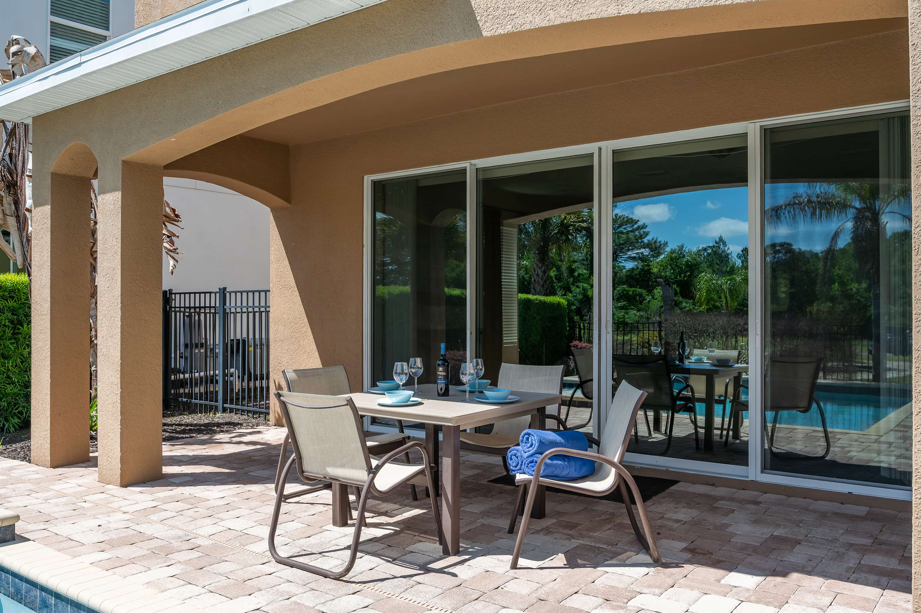 6BR retreat w/ pool, hot tub & gym