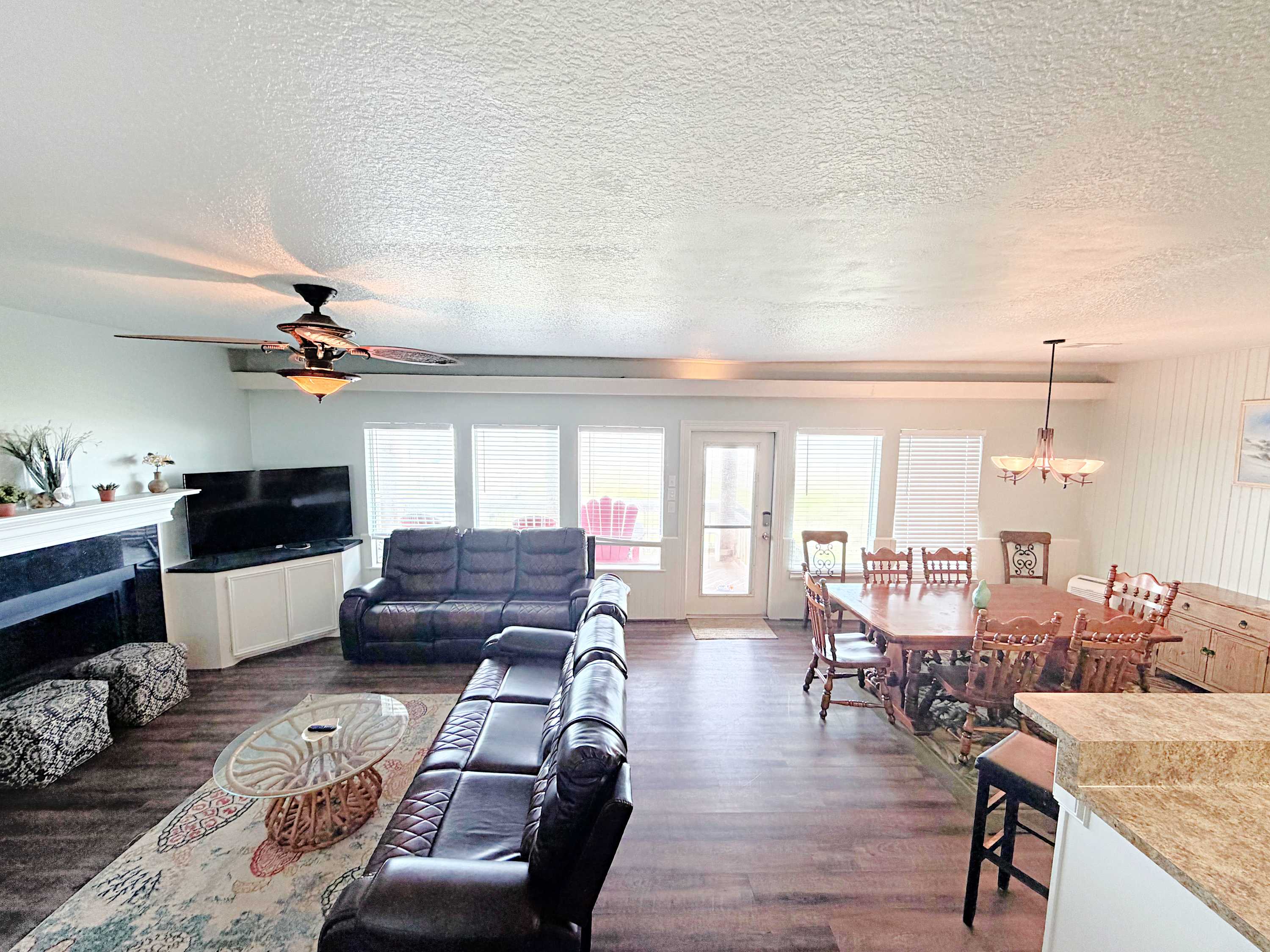 Mermaid Manor Beachfront Sun Sand Good Times 8