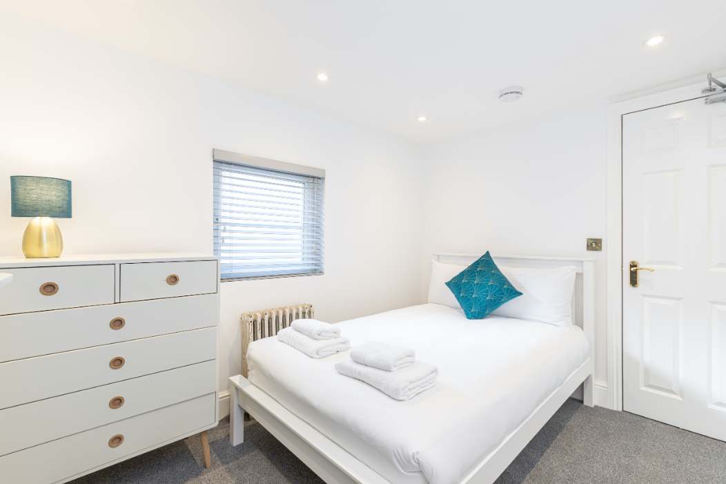 The Bakery | Townhouse | North Laine | Sleeps 10 in Cheltenham Place 34 BN1 4AB - Property image 5 - VivreStays