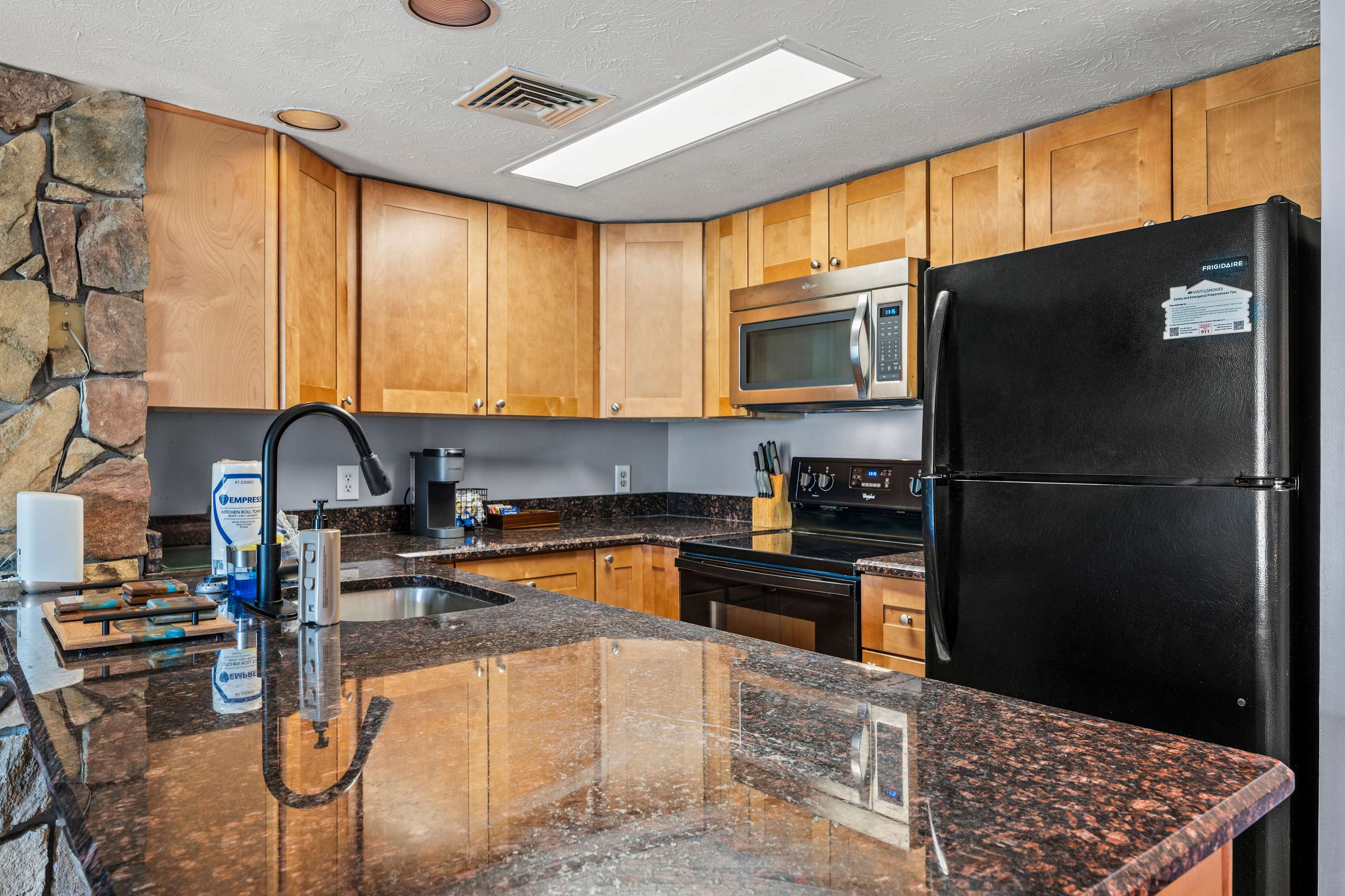 Sa95Khiscmze9S9Fvo5K