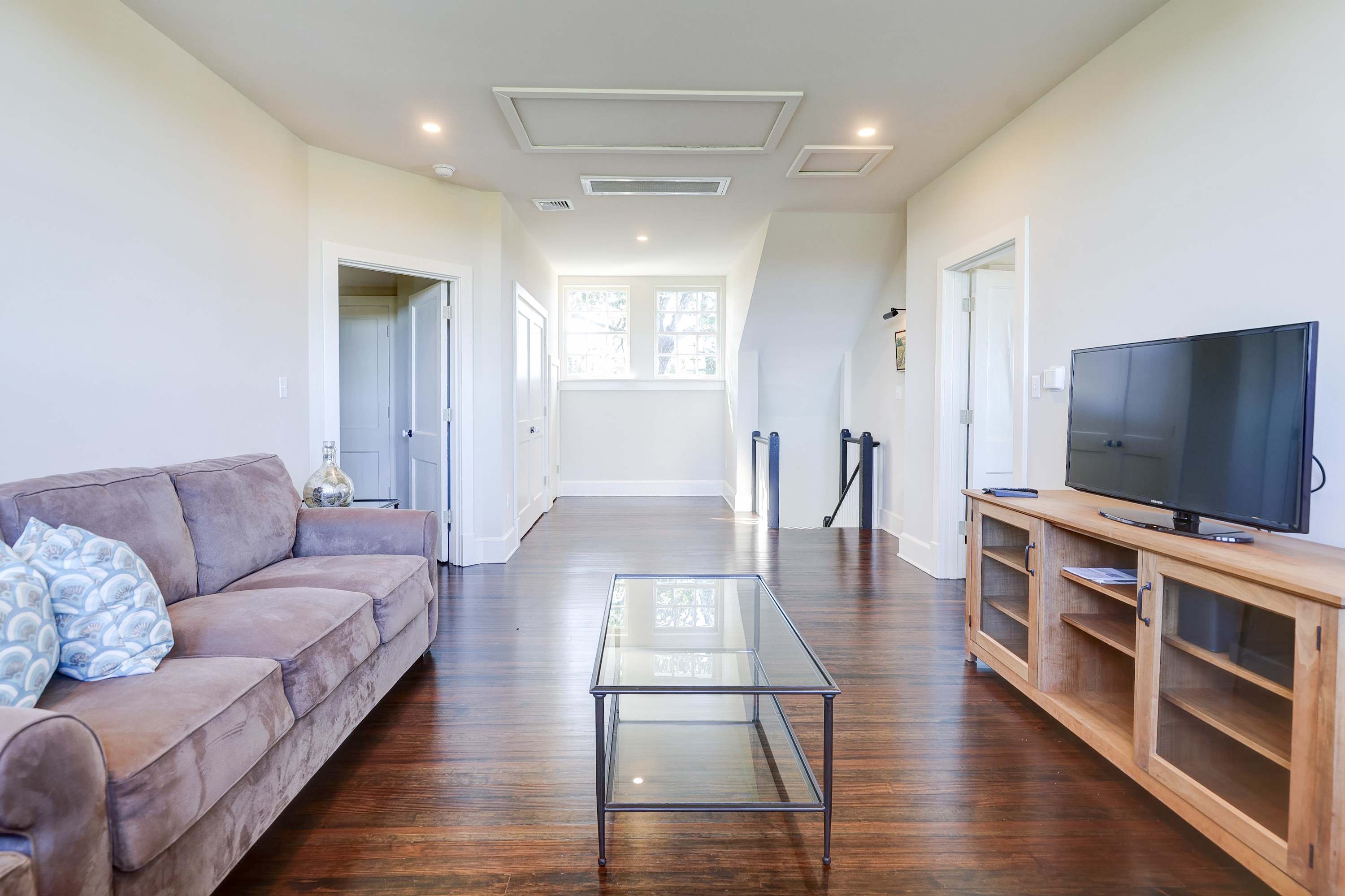 Kenridge Carriage House - vacation rental in Charlottesville — photo 21 of 25
