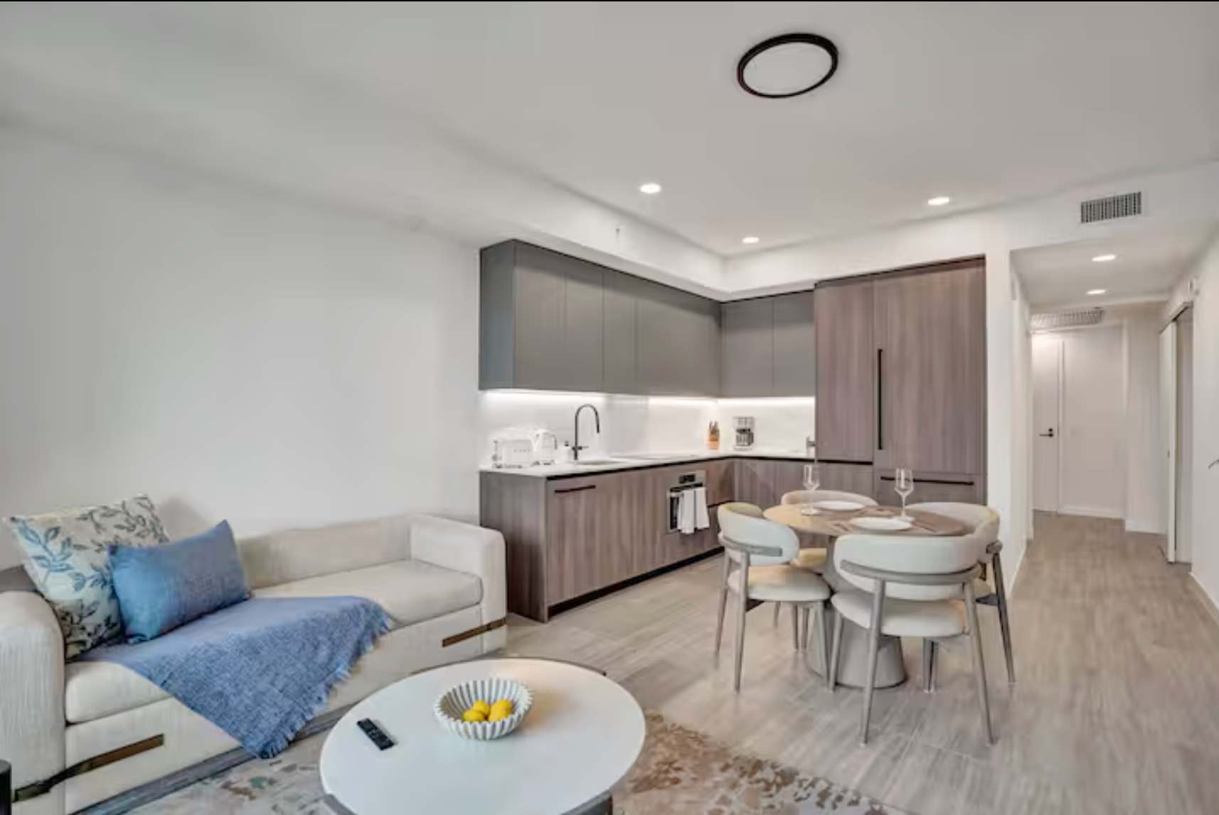 Miami Beach Family Friendly Luxury Condo Sea Views