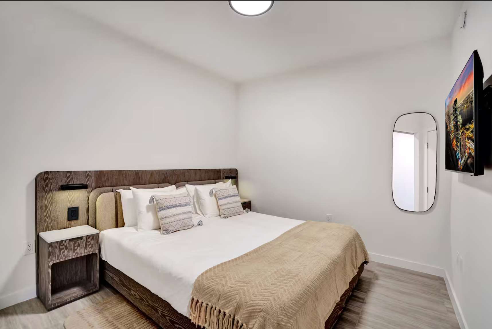 Miami Beach Family Friendly Luxury Condo Sea Views