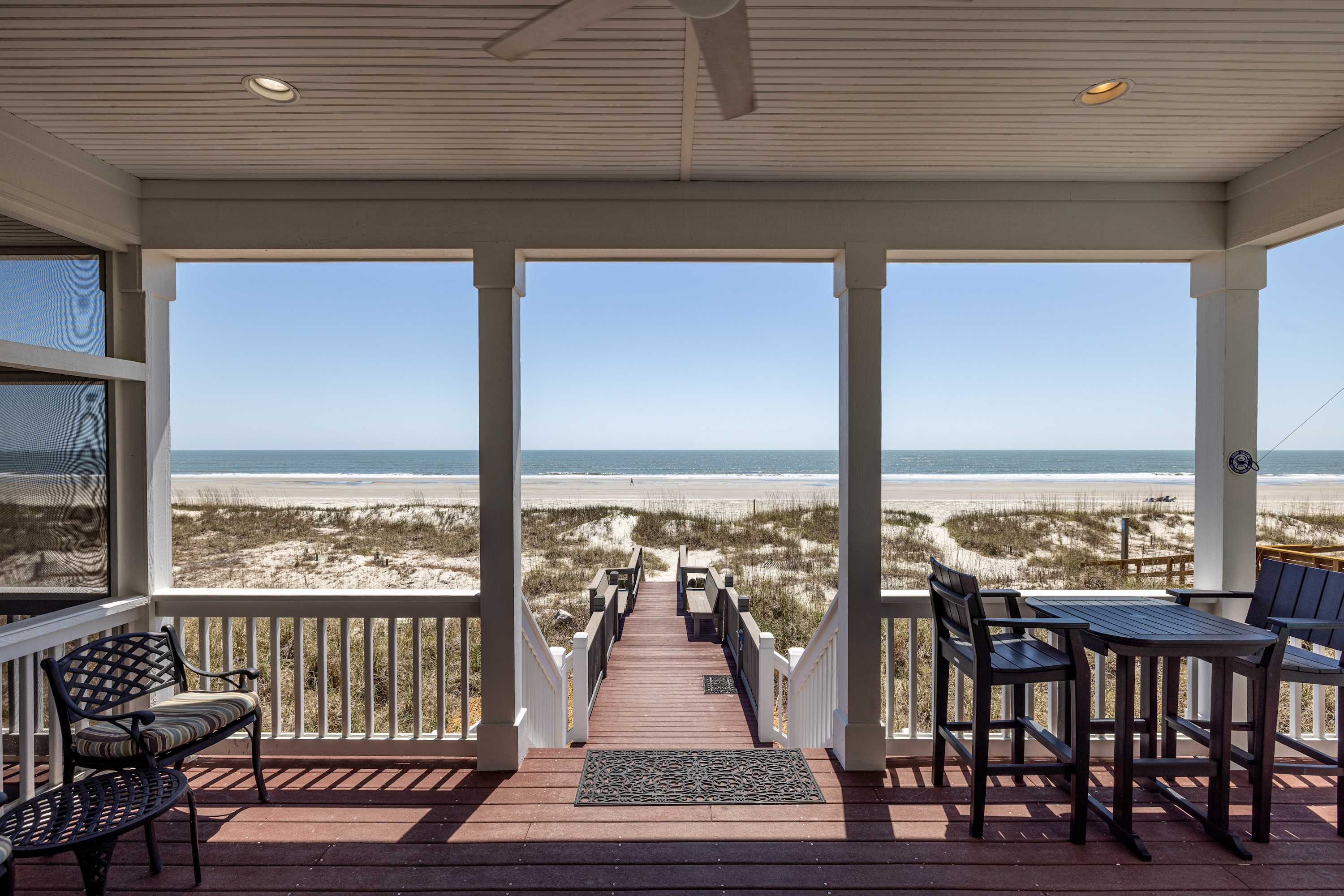 Balcony to Private Beach Access