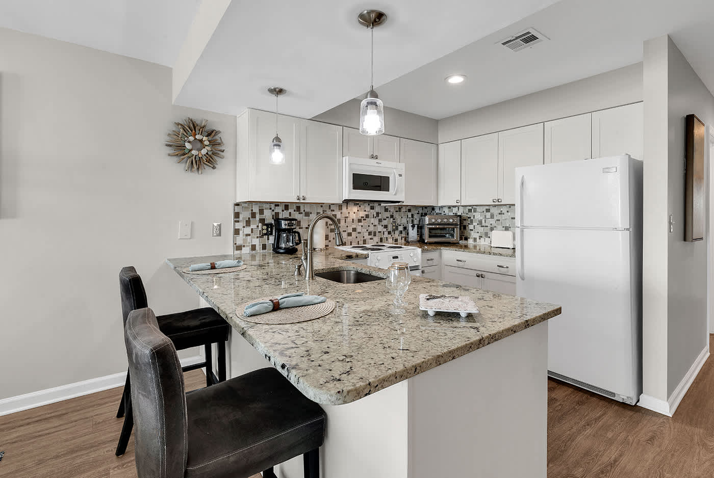 Oceanfront Delight 2BR 2Ba Views Pool N Myrtle | Photo 17