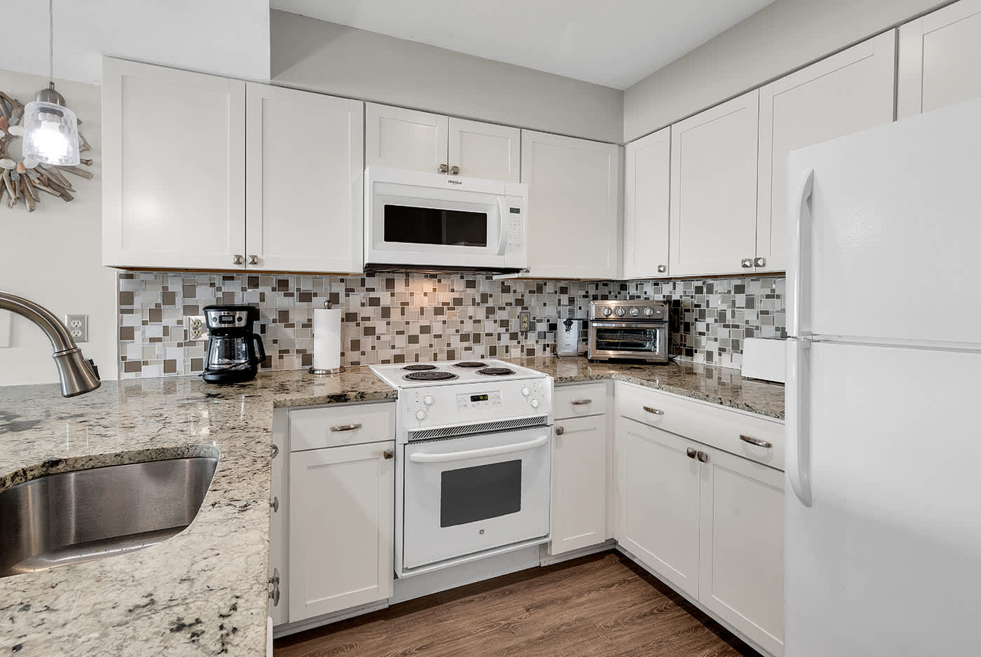 Oceanfront Delight 2BR 2Ba Views Pool N Myrtle | Photo 14