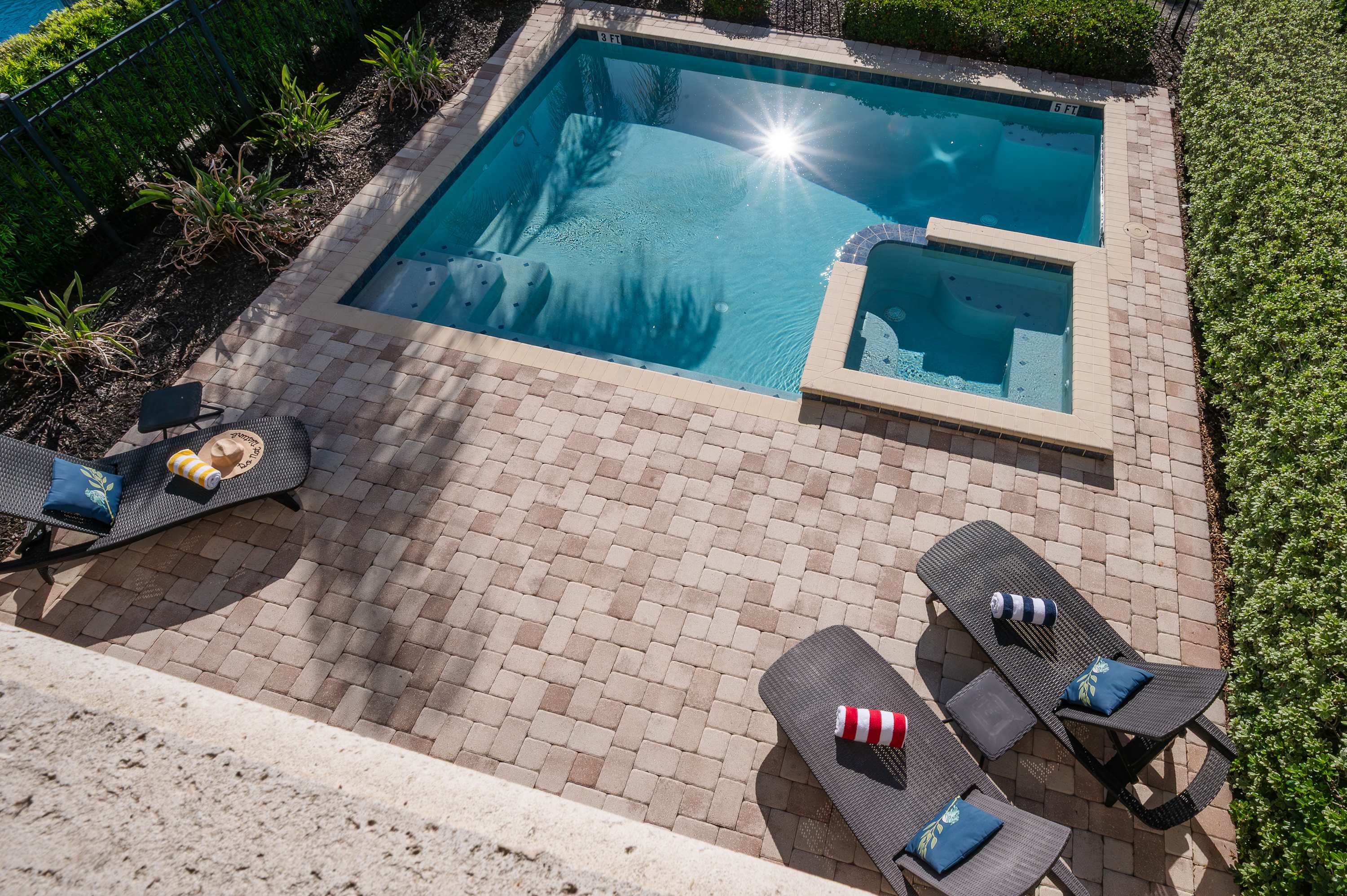 Group retreat w/ game room, pool & gym