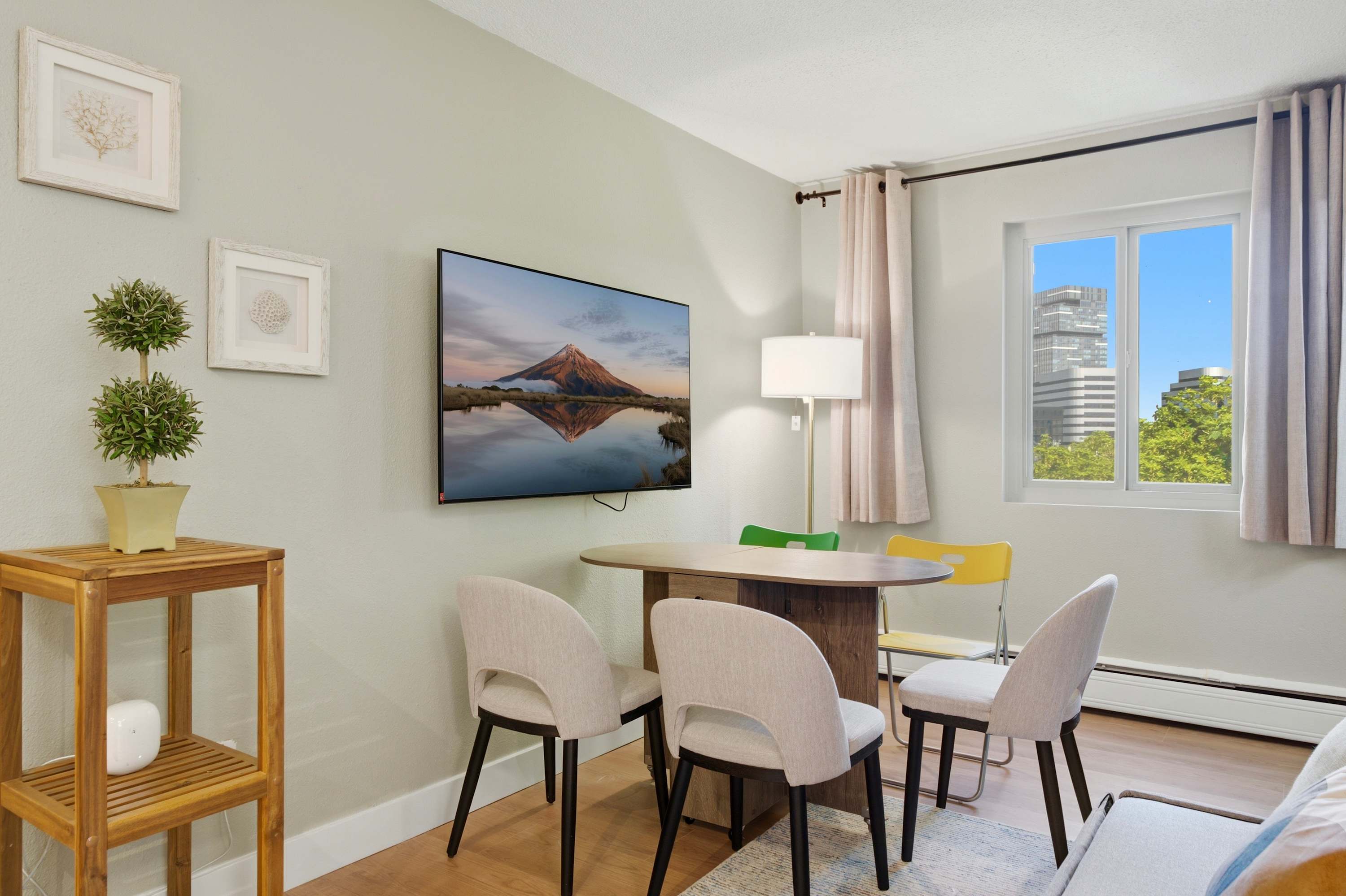 2B Downtown Condo + City Views near Convention Ctr in Seattle, WA