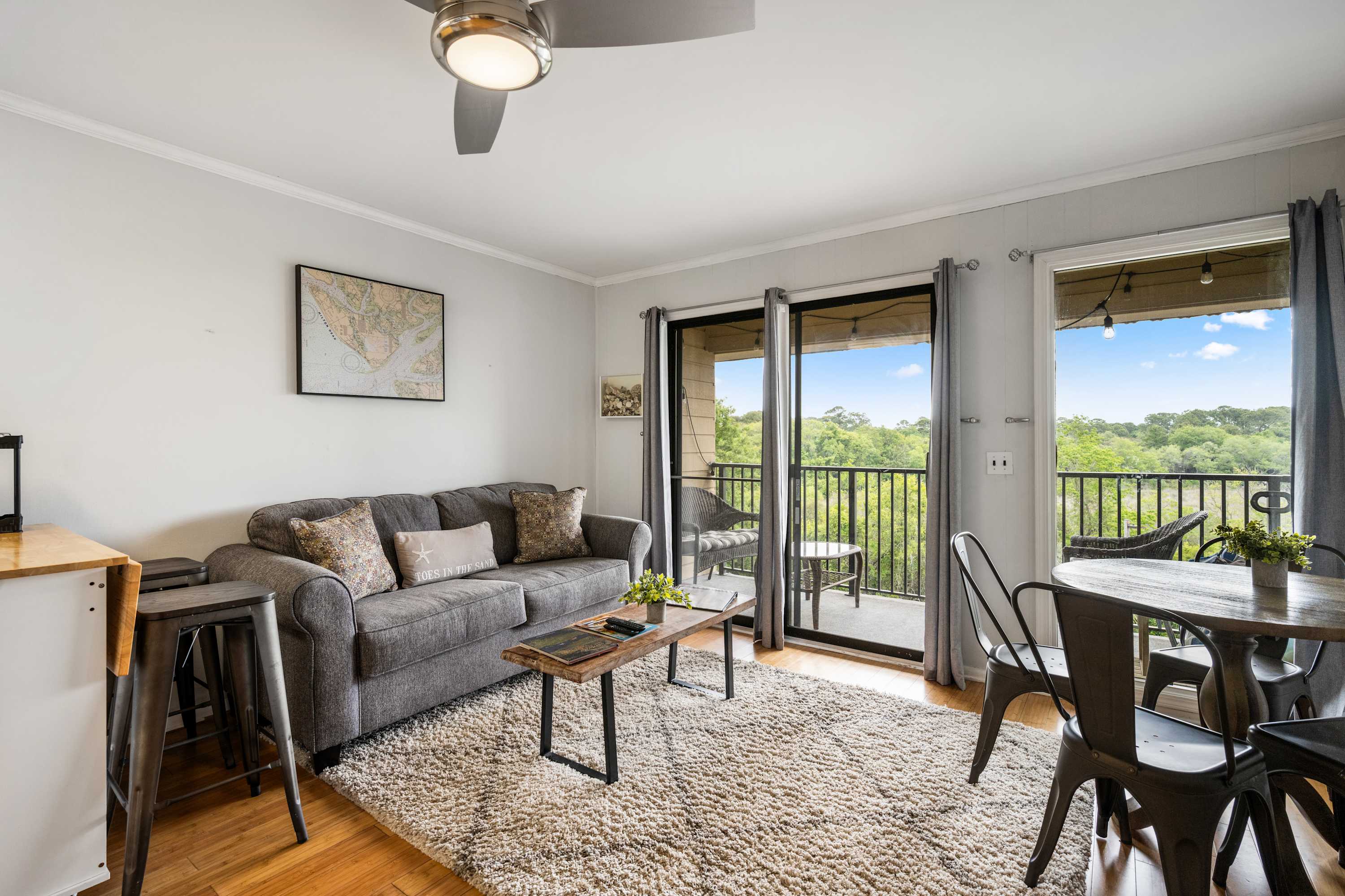 Top-Floor Condo at Beach & Tennis Resort | Beachfront Pool & Golf access