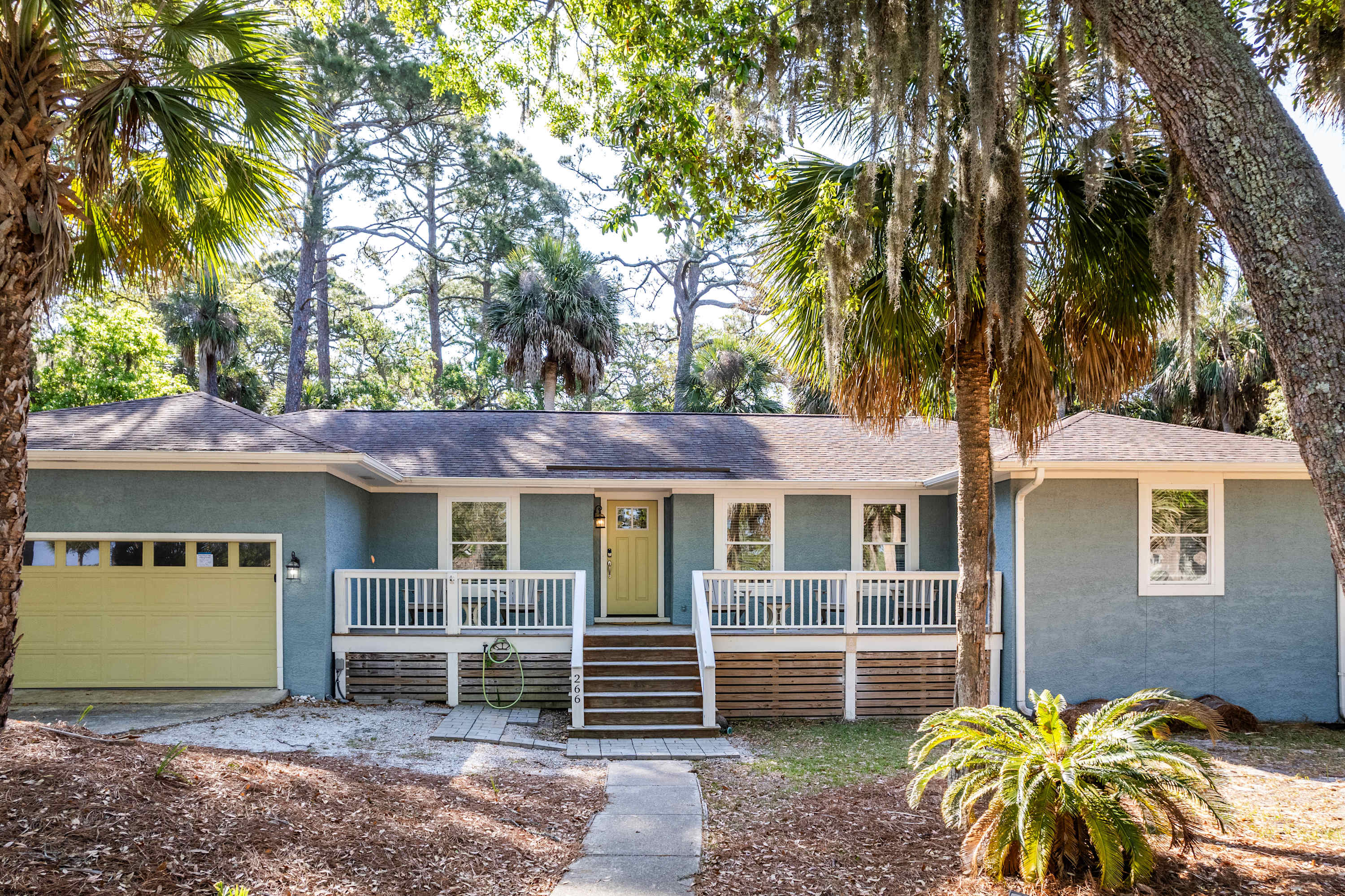266 Tarpon Blvd 2