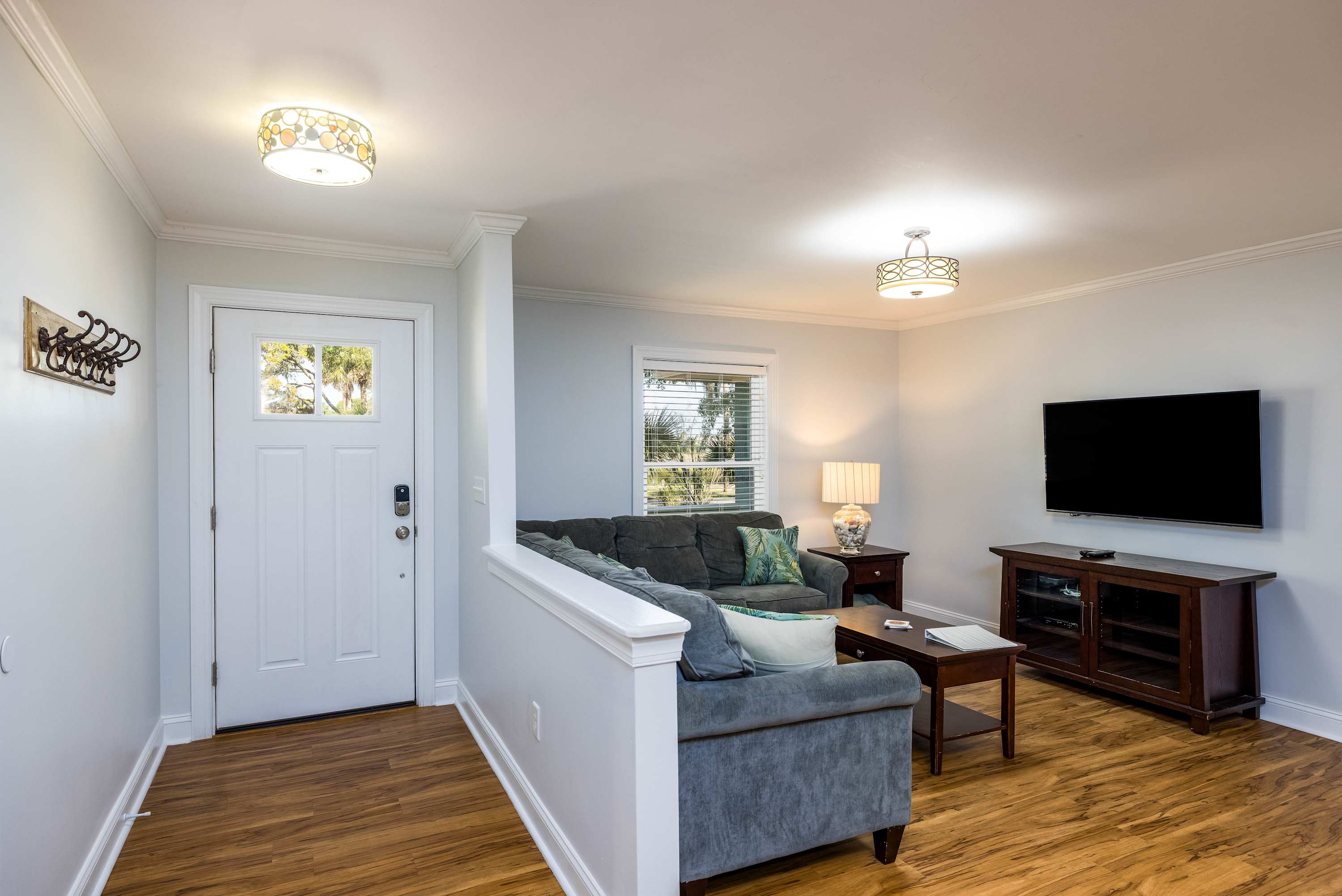 Entry Way/Living Room