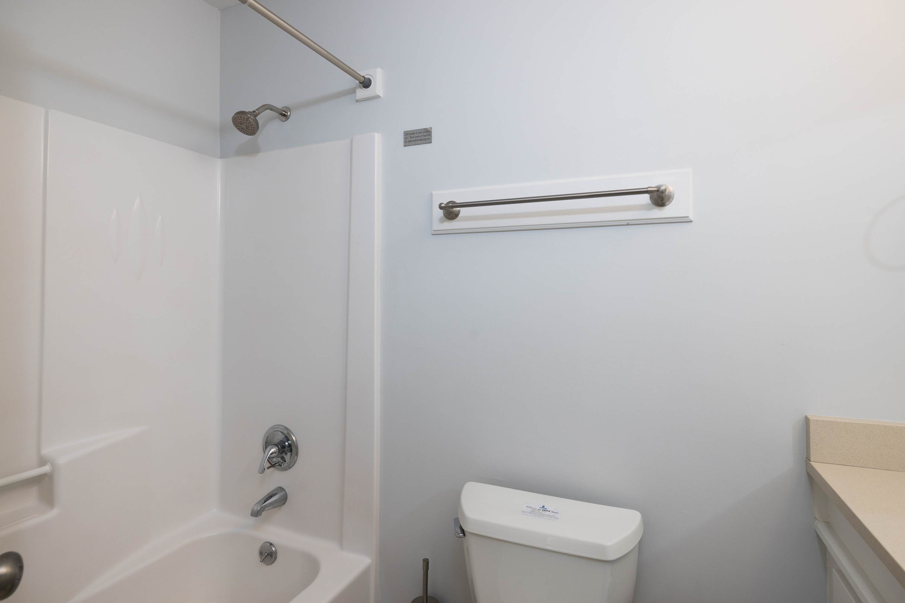 Full Hallway Bathroom