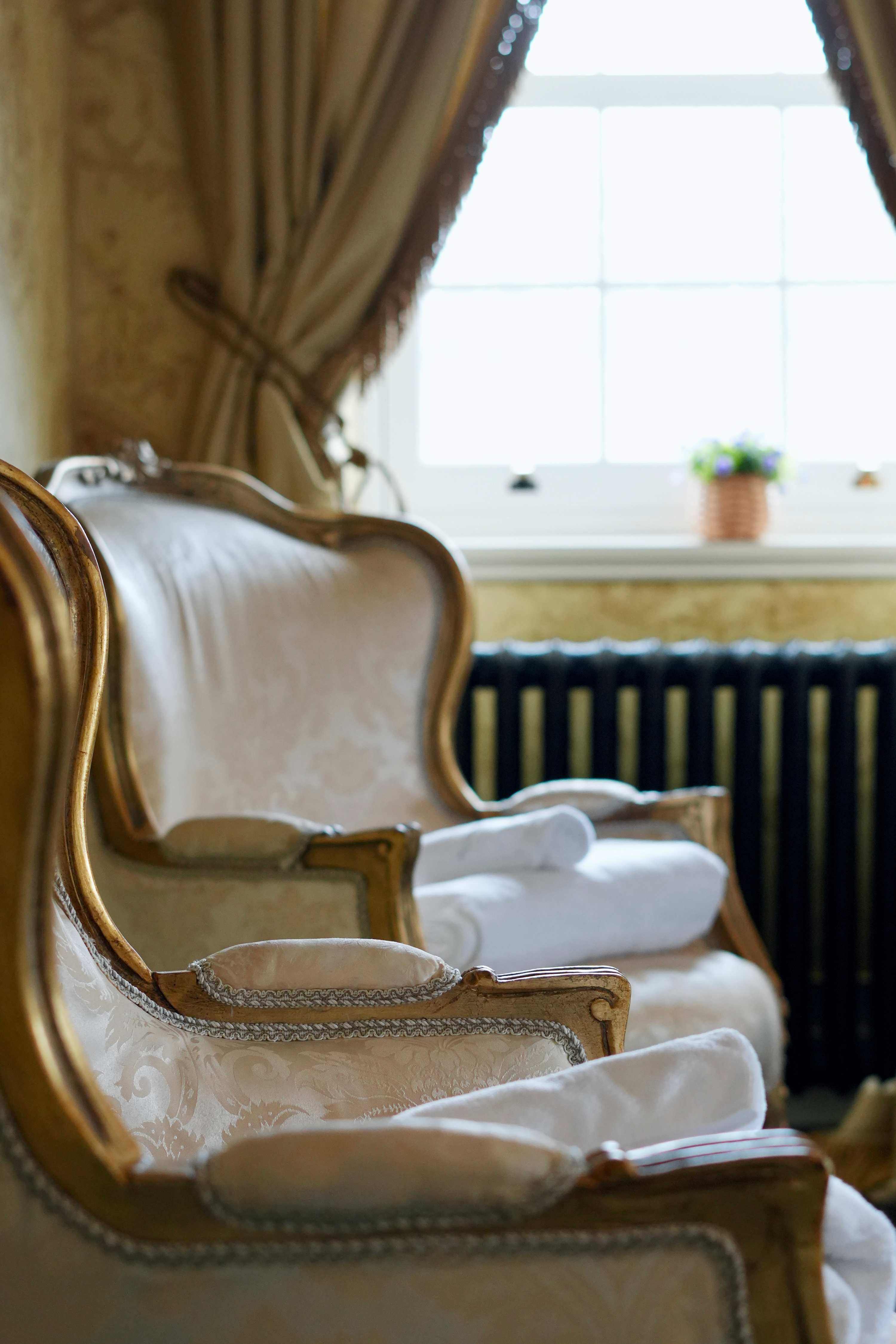 6 Bedroom Family House Chapelhall near Glasgow in Woodhall Street 73 ML6 8SH - Property image 37 - VivreStays