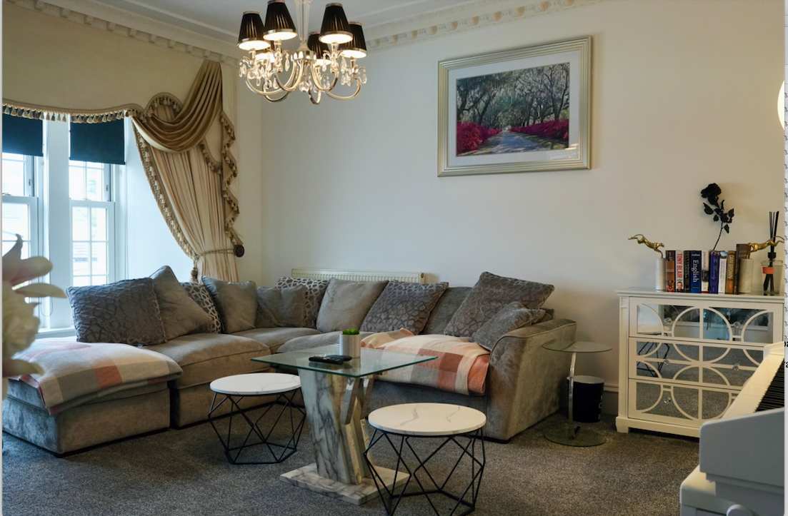 6 Bedroom Family House Chapelhall near Glasgow in Woodhall Street 73 ML6 8SH - Property image 45 - VivreStays
