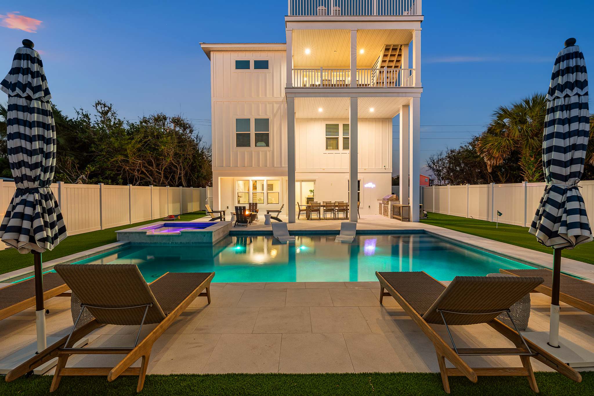 Seaclusion | Luxury | Heated Pool | Beach