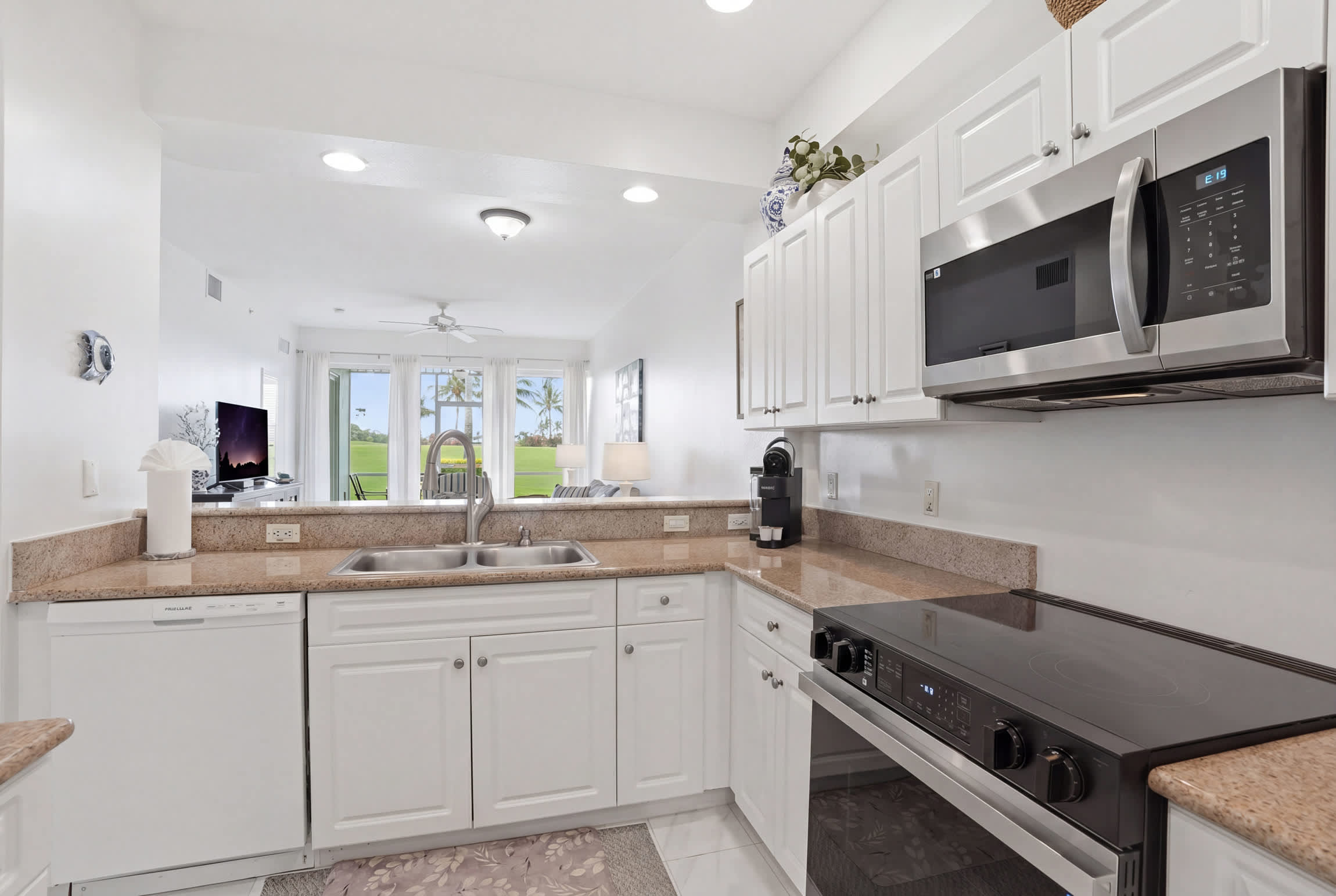 514 Golf Course View First Floor Sleeps 6 | Photo 17