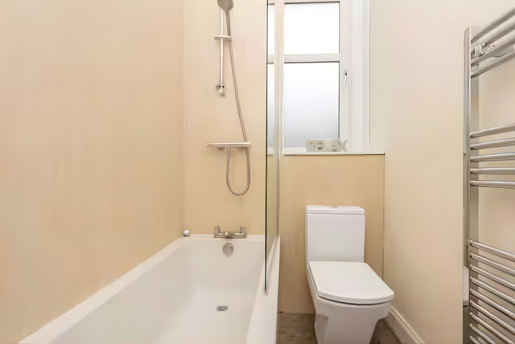 View Morningside 2BR, Direct Bus to Old Town Edinburgh in Balcarres Street 72 EH10 5LT Morningside 2BR, Direct Bus to Old Town Edinburgh in Balcarres Street 72 EH10 5LT - Property image 11 - VivreStays
