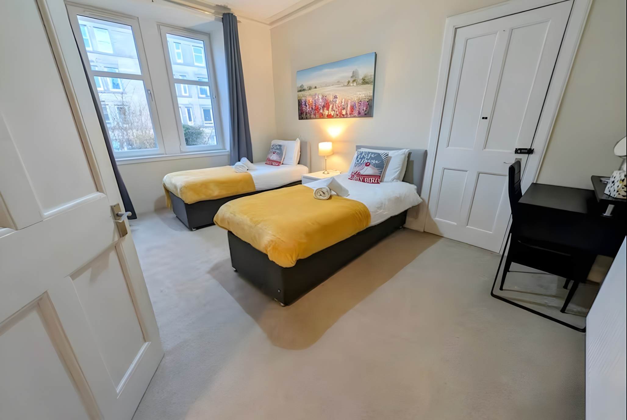 View Morningside 2BR, Direct Bus to Old Town Edinburgh in Balcarres Street 72 EH10 5LT Morningside 2BR, Direct Bus to Old Town Edinburgh in Balcarres Street 72 EH10 5LT - Property image 8 - VivreStays
