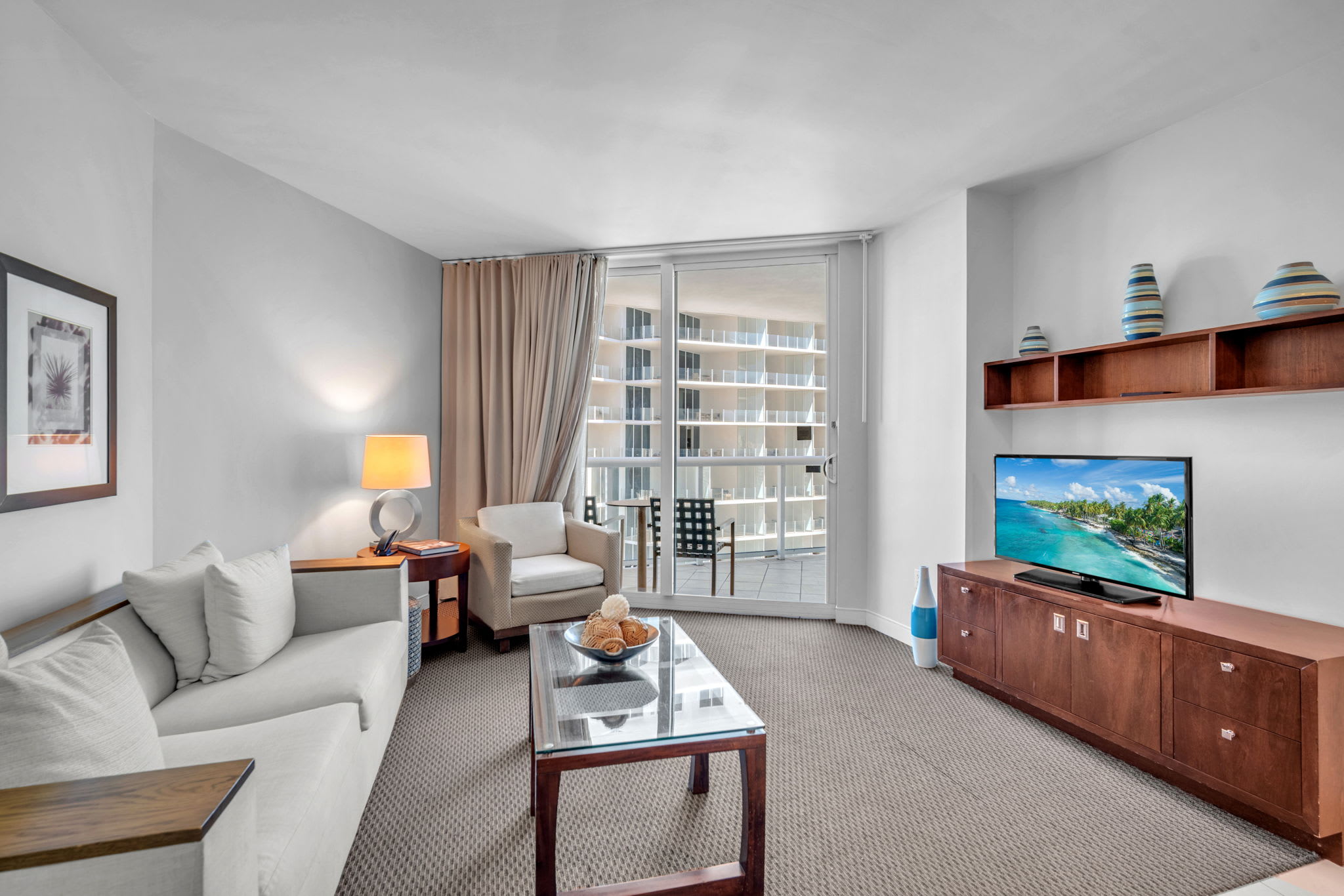 Sea La Vie - Oceanfront Condo