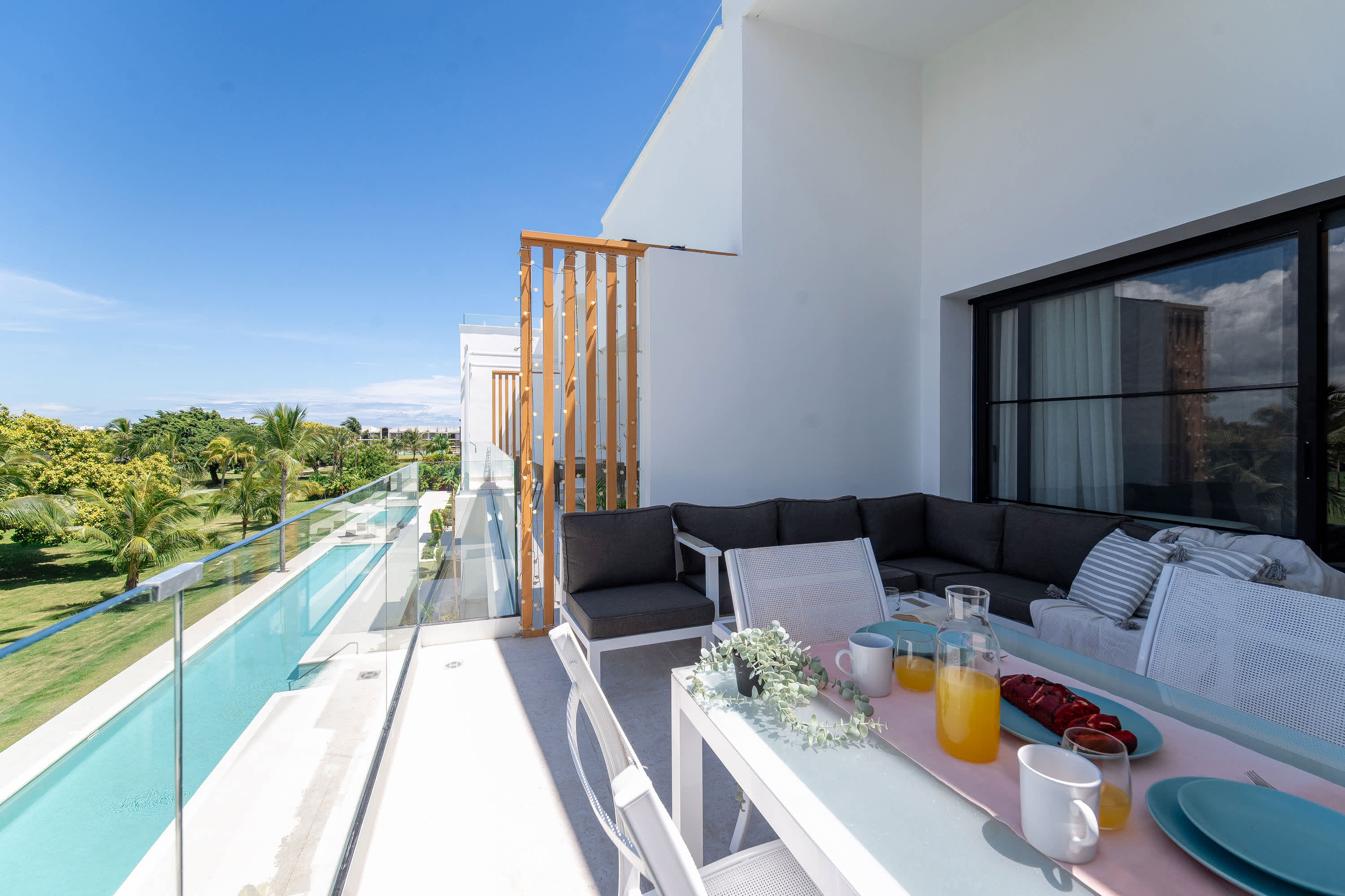 Cocotal Penthouse 3 Bedroom Golf View