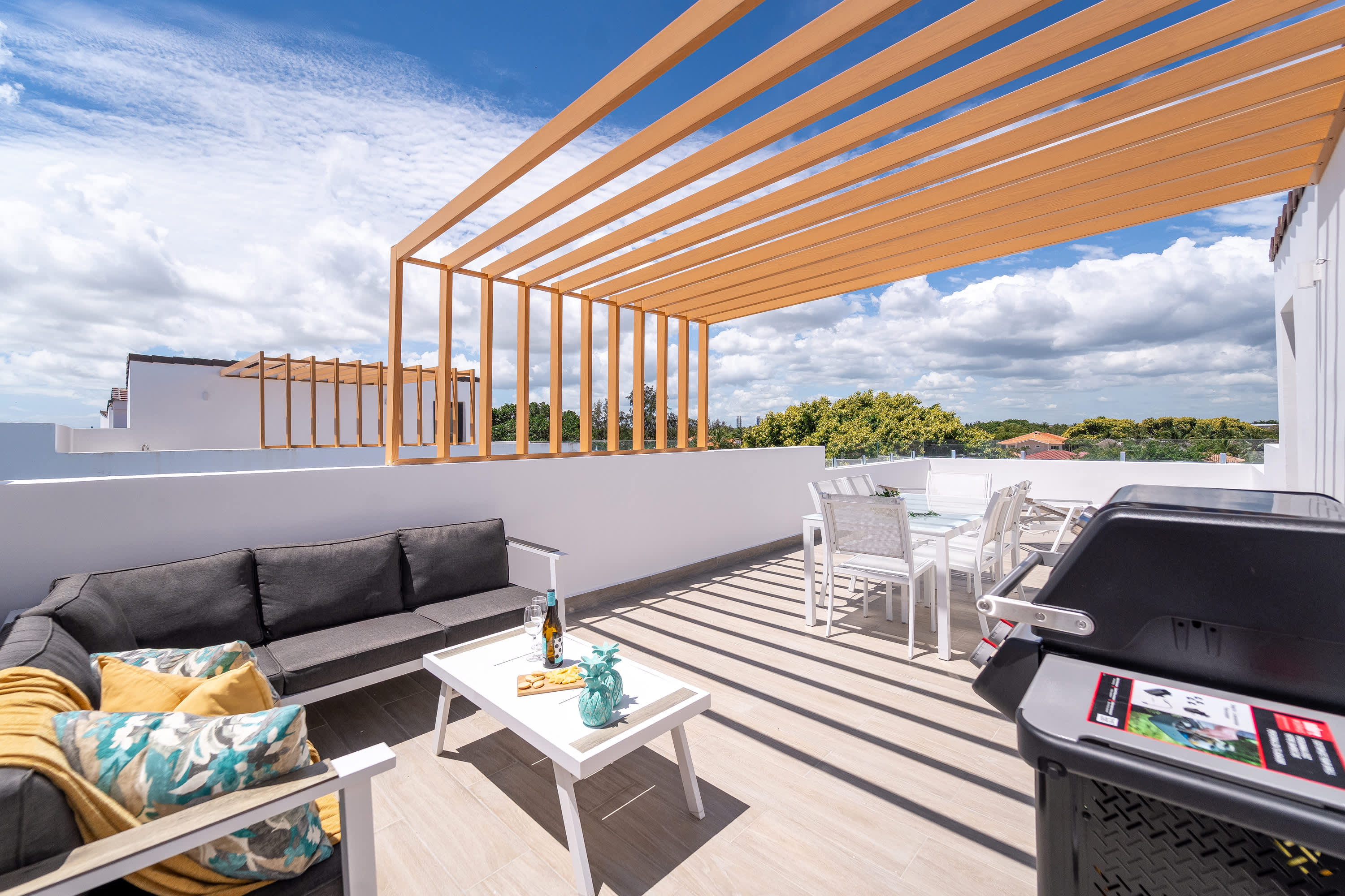 Cocotal Penthouse 3 Bedroom Golf View