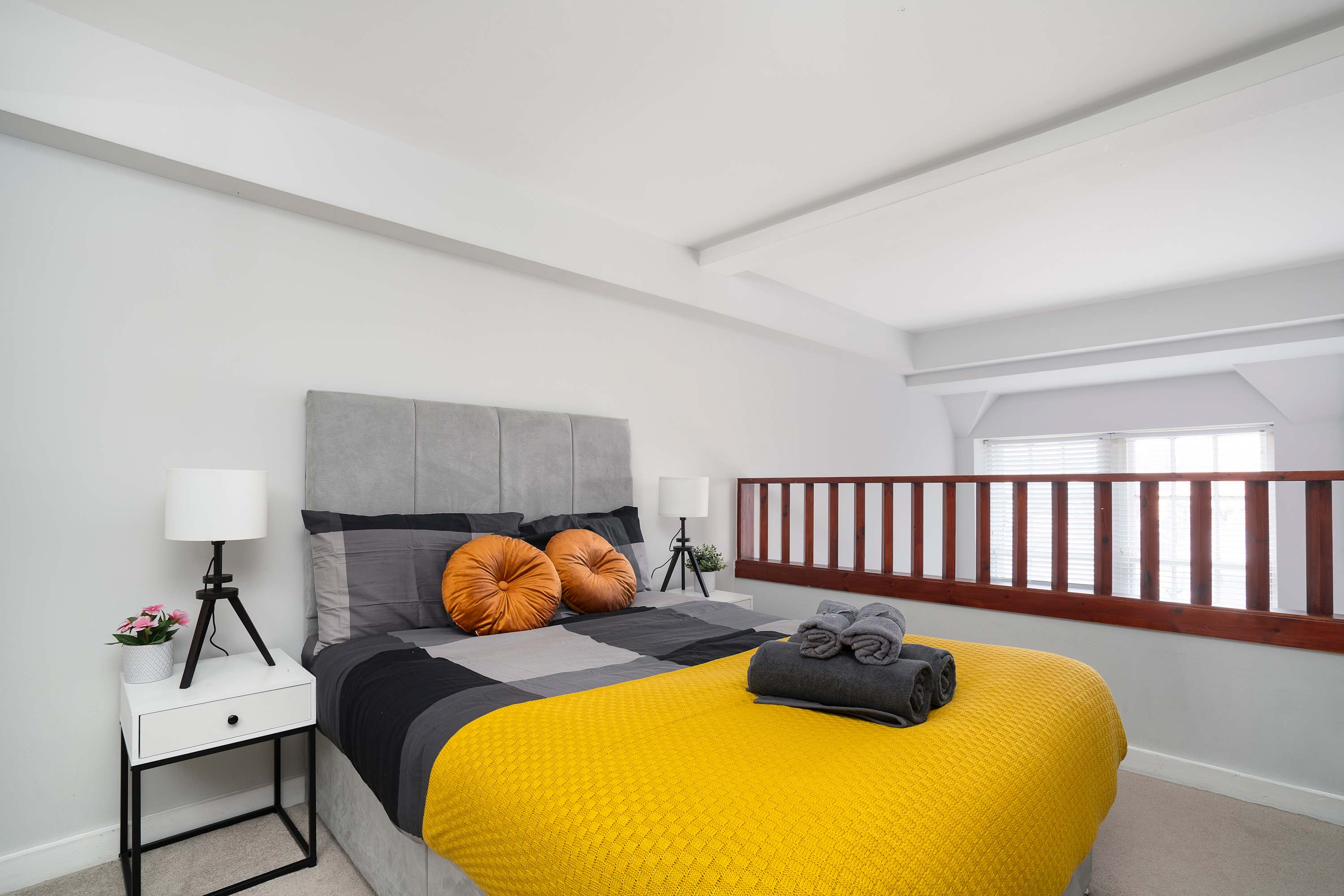 Central Edinburgh Apt, Old Town, 3 Min Royal Mile in Drummond Street EH8 9TT - Property image 11 - VivreStays