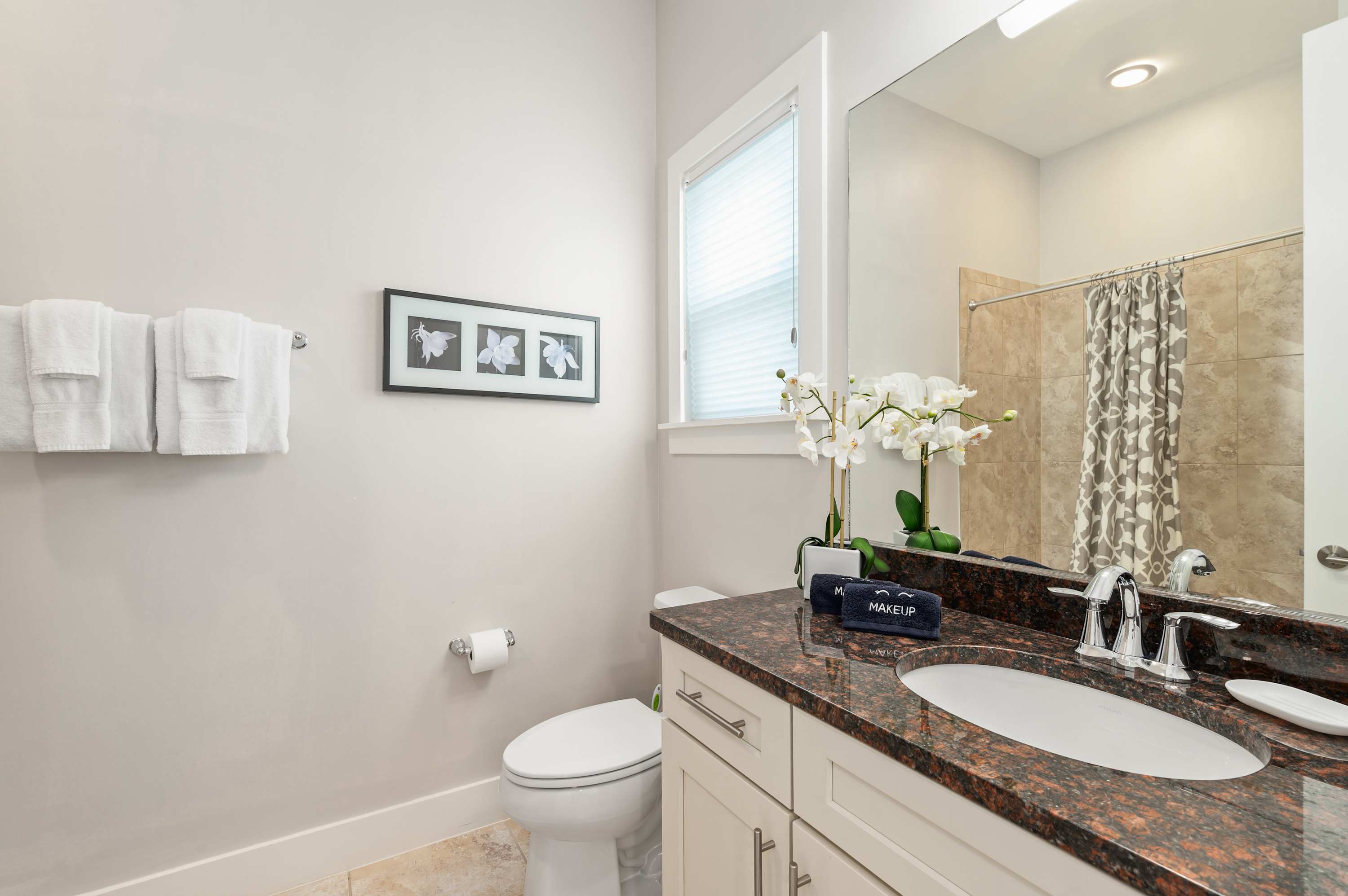 5BR home w/ theater & pool