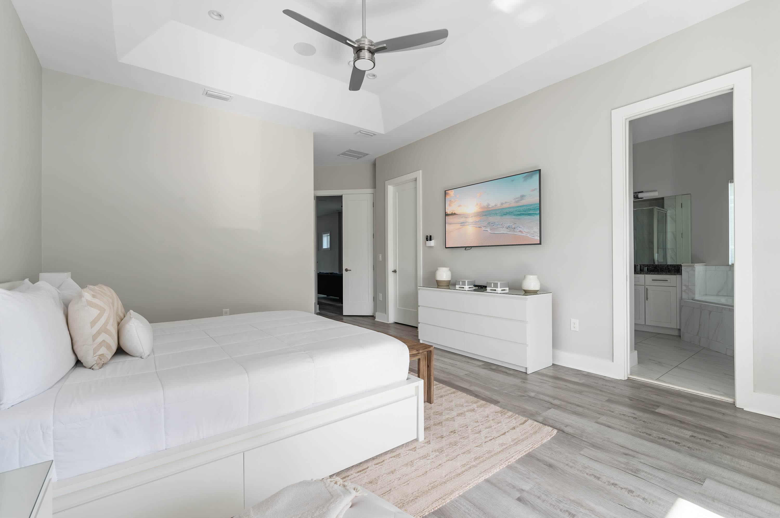 5BR home w/ theater & pool