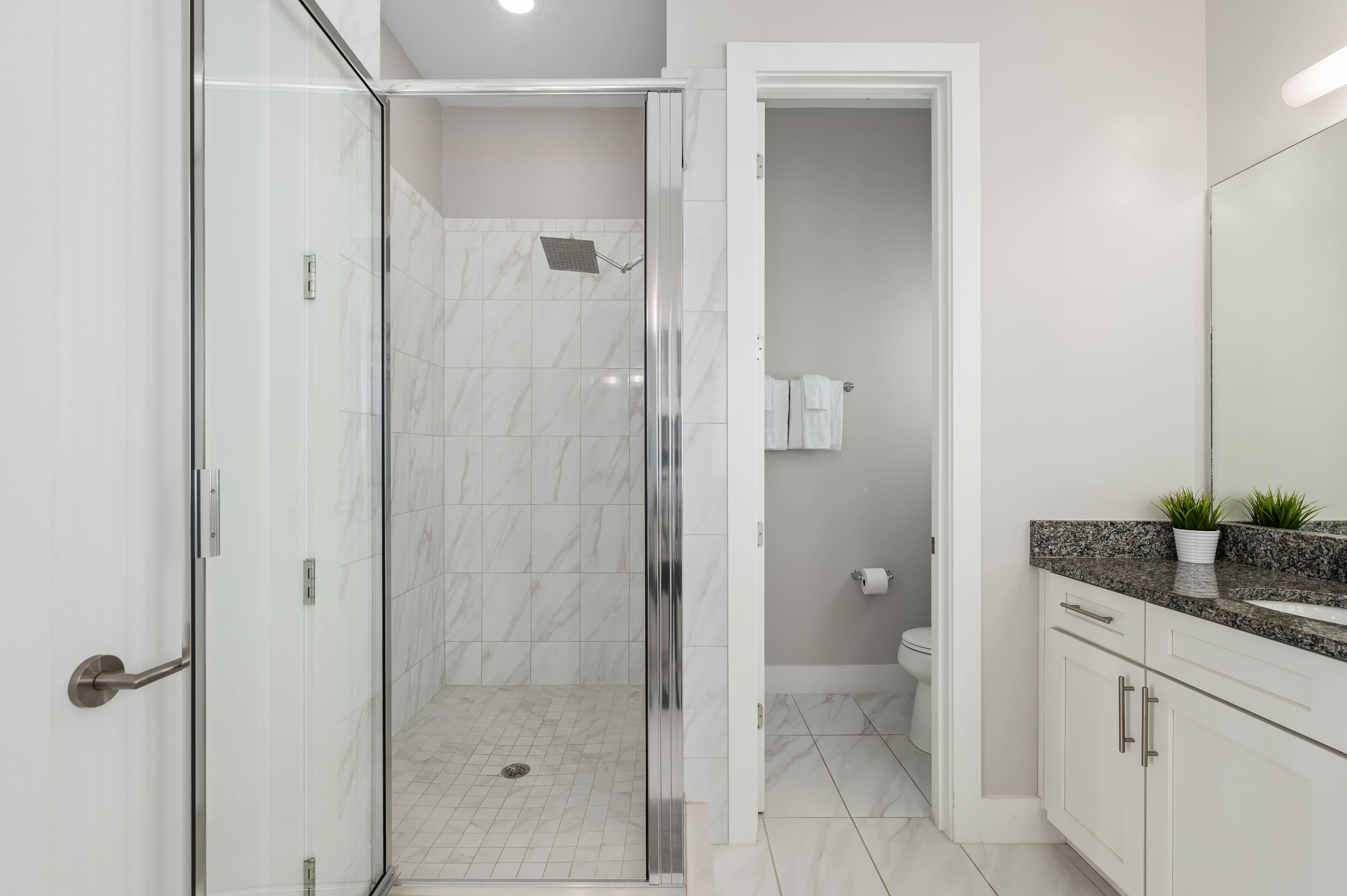 5BR home w/ theater & pool