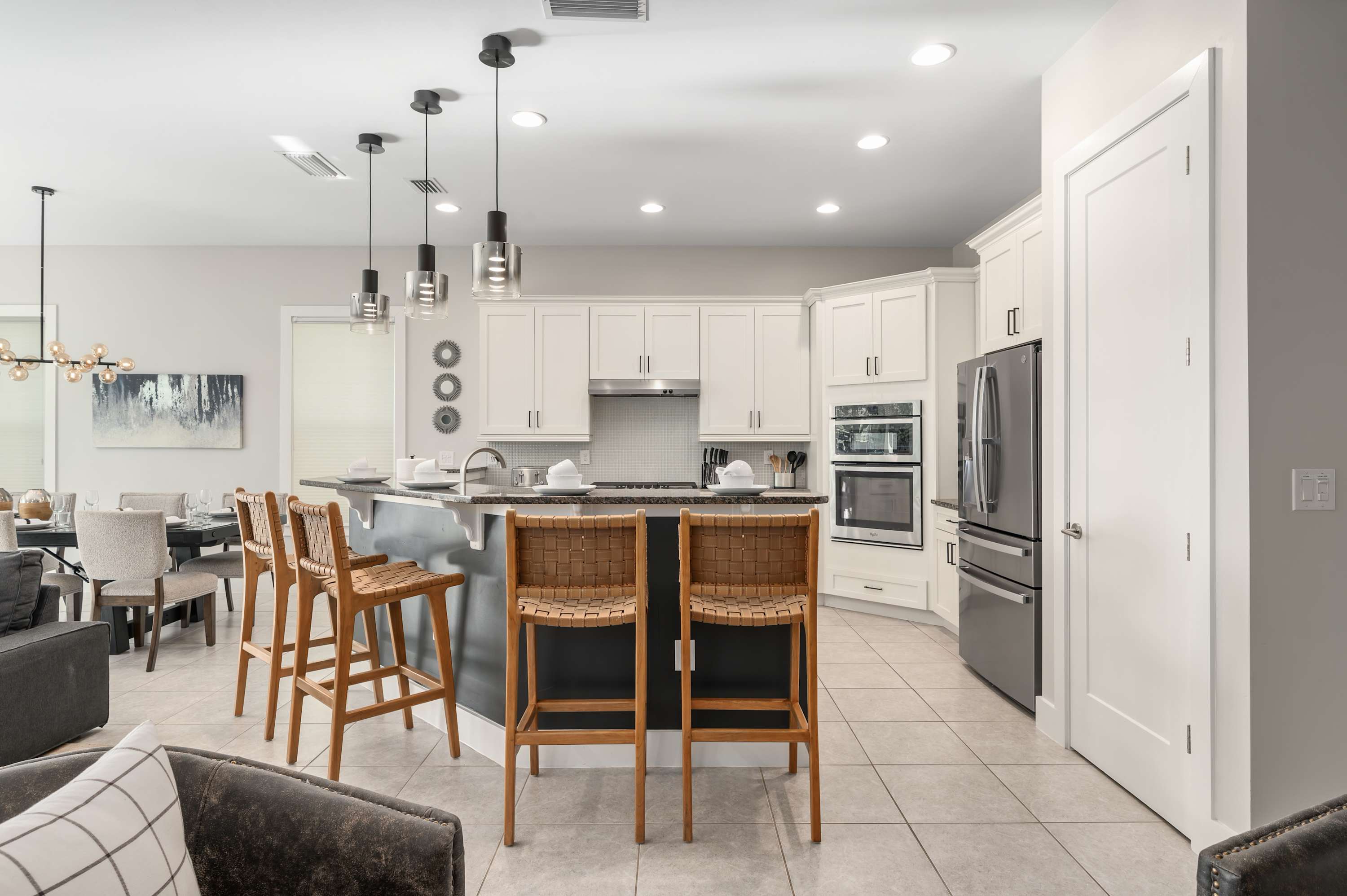 5BR home w/ theater & pool