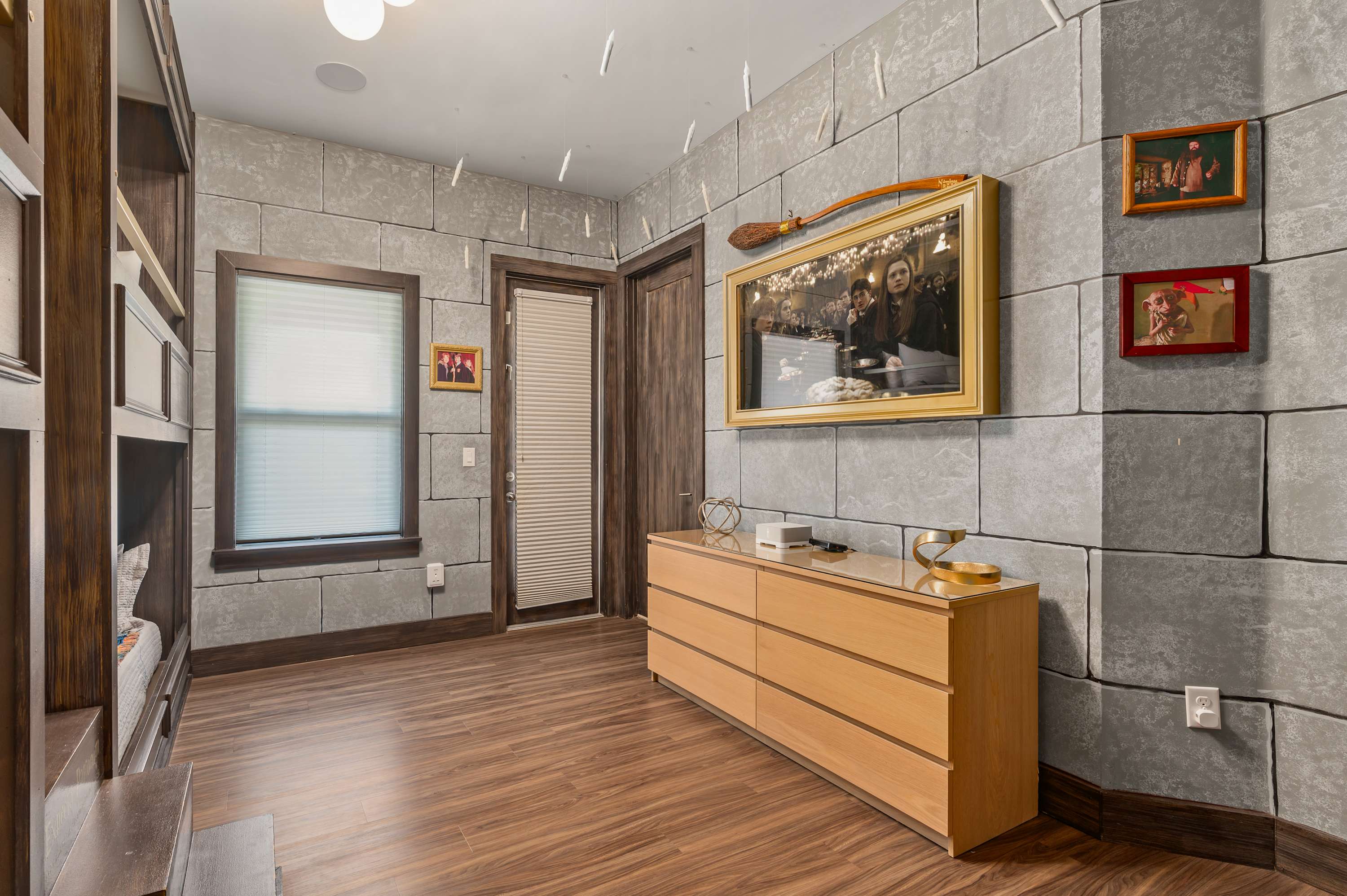 5BR home w/ theater & pool