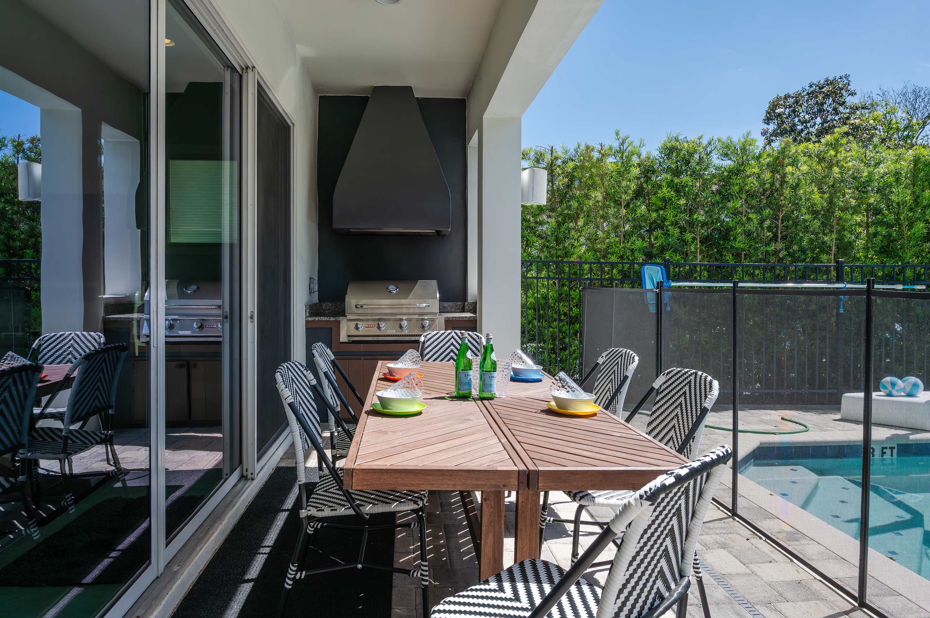 5BR home w/ theater & pool