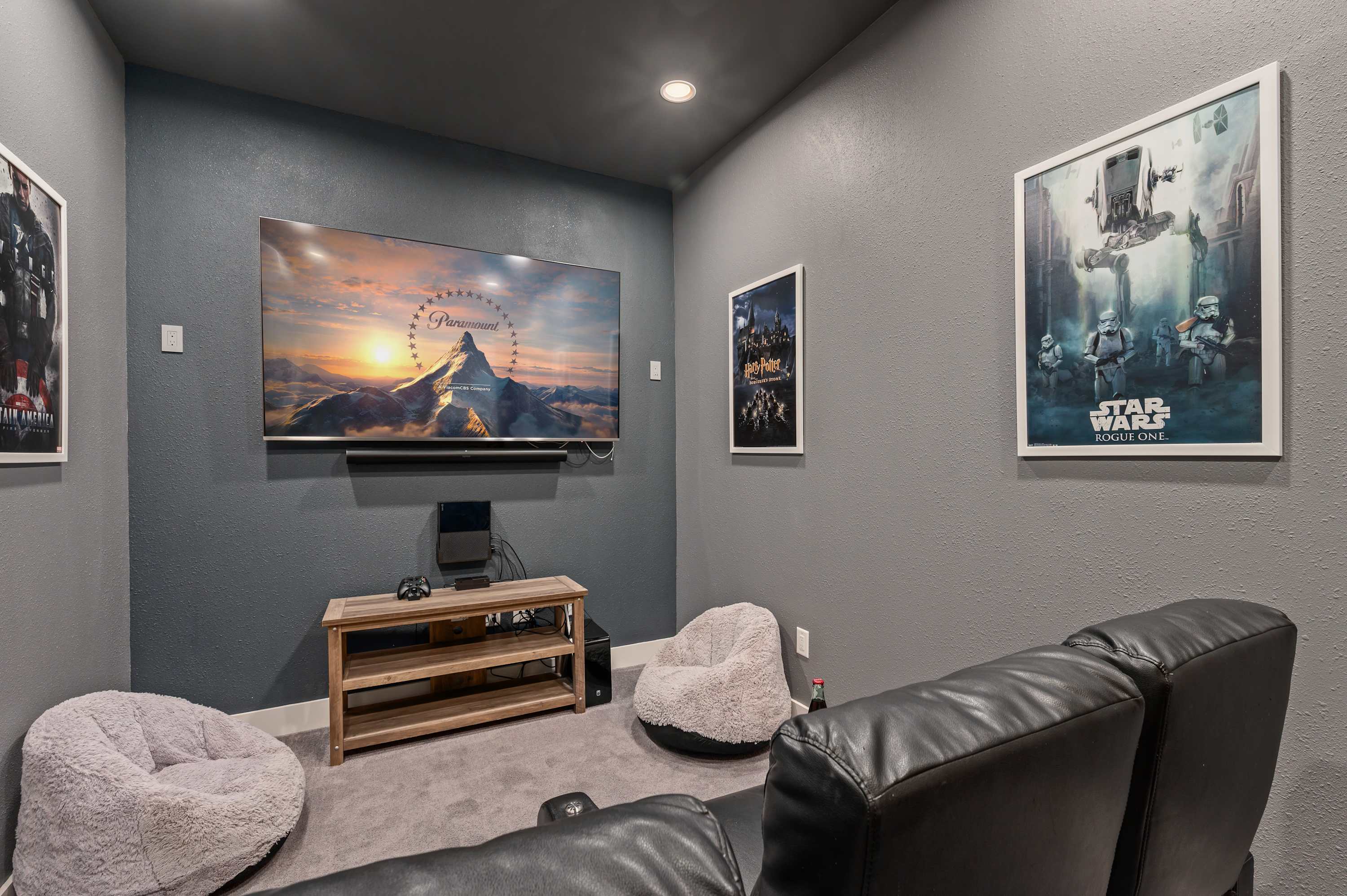 5BR home w/ theater & pool
