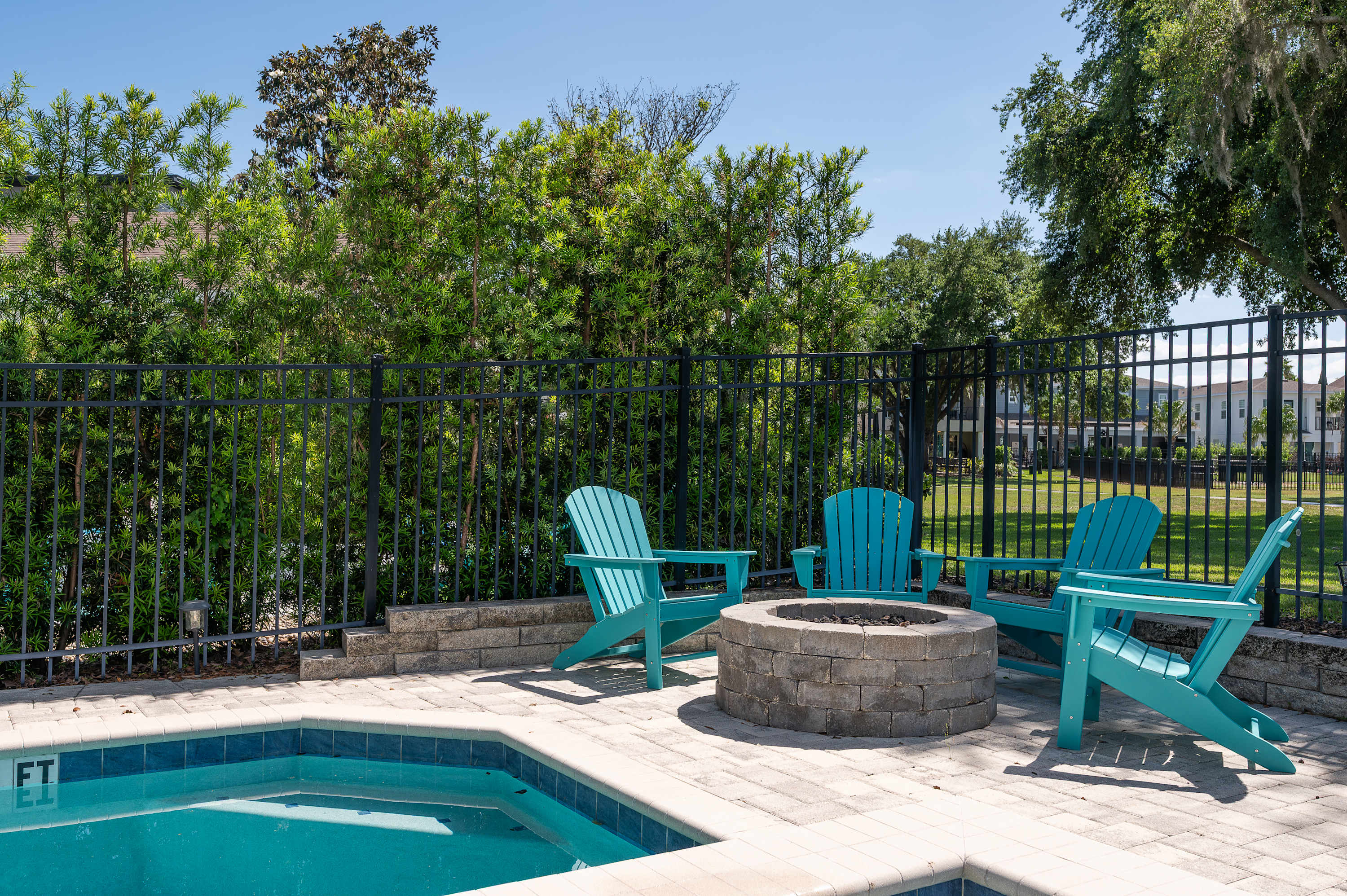 5BR home w/ theater & pool