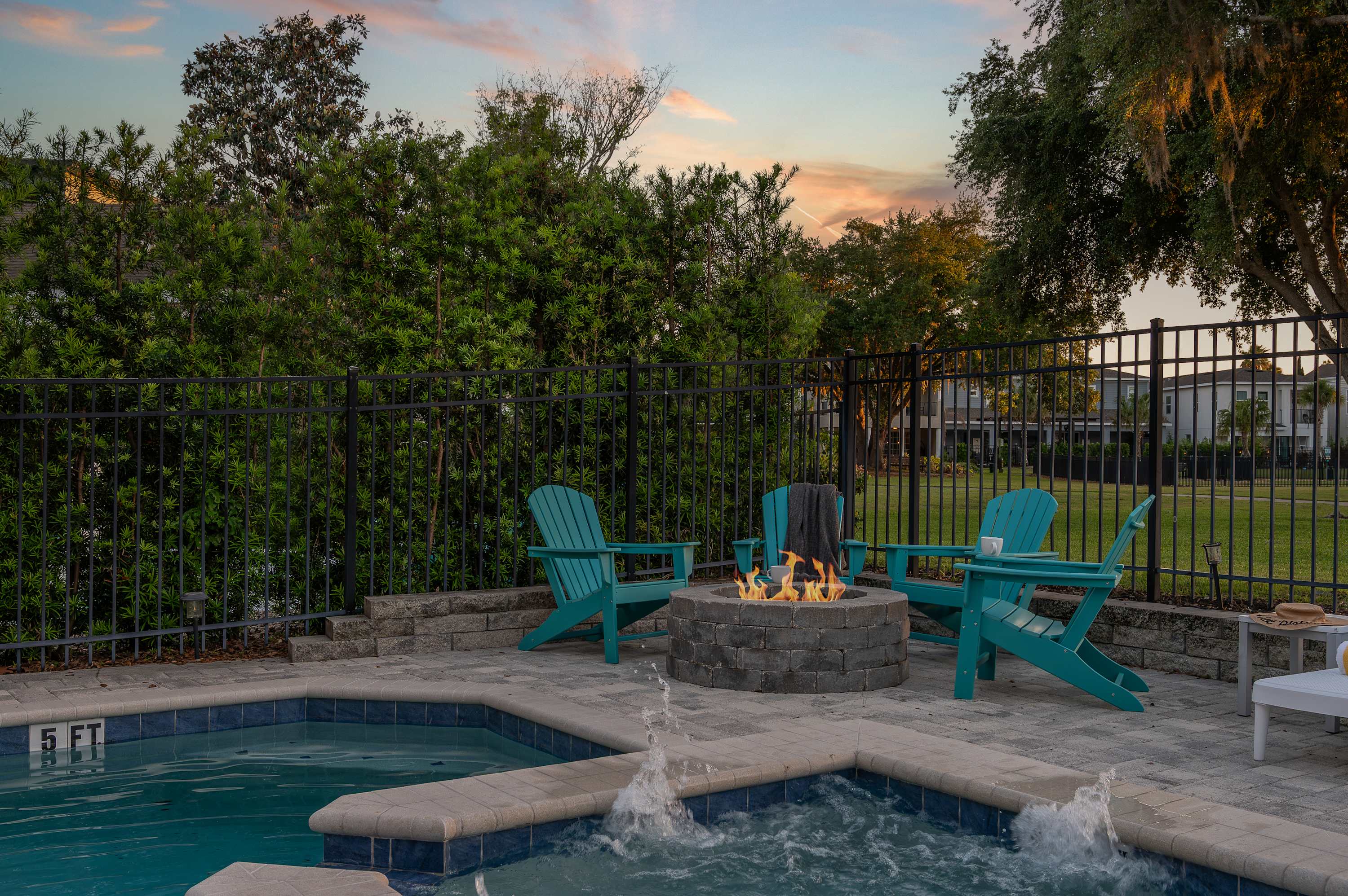 5BR home w/ theater & pool