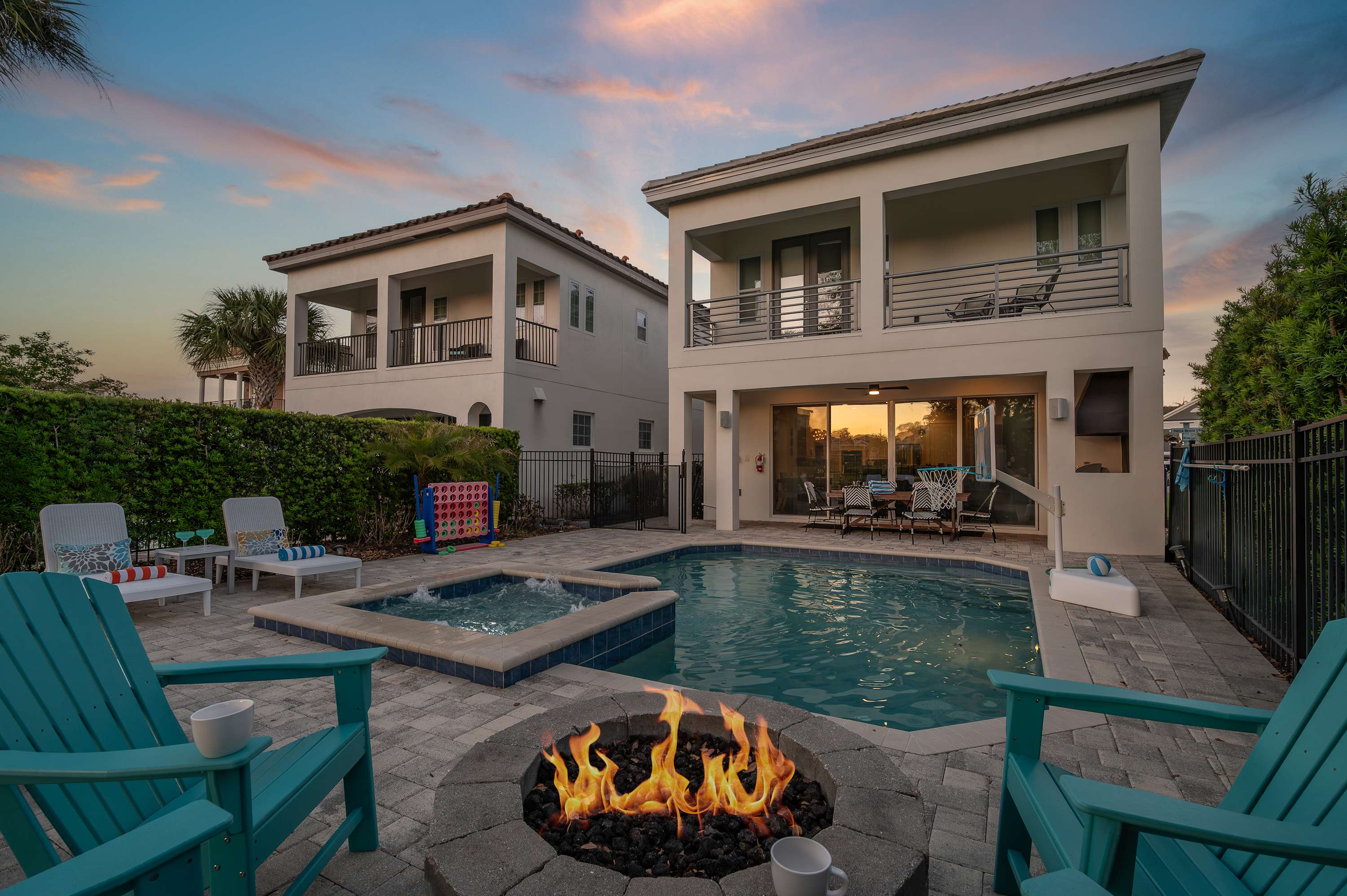 5BR home w/ theater & pool
