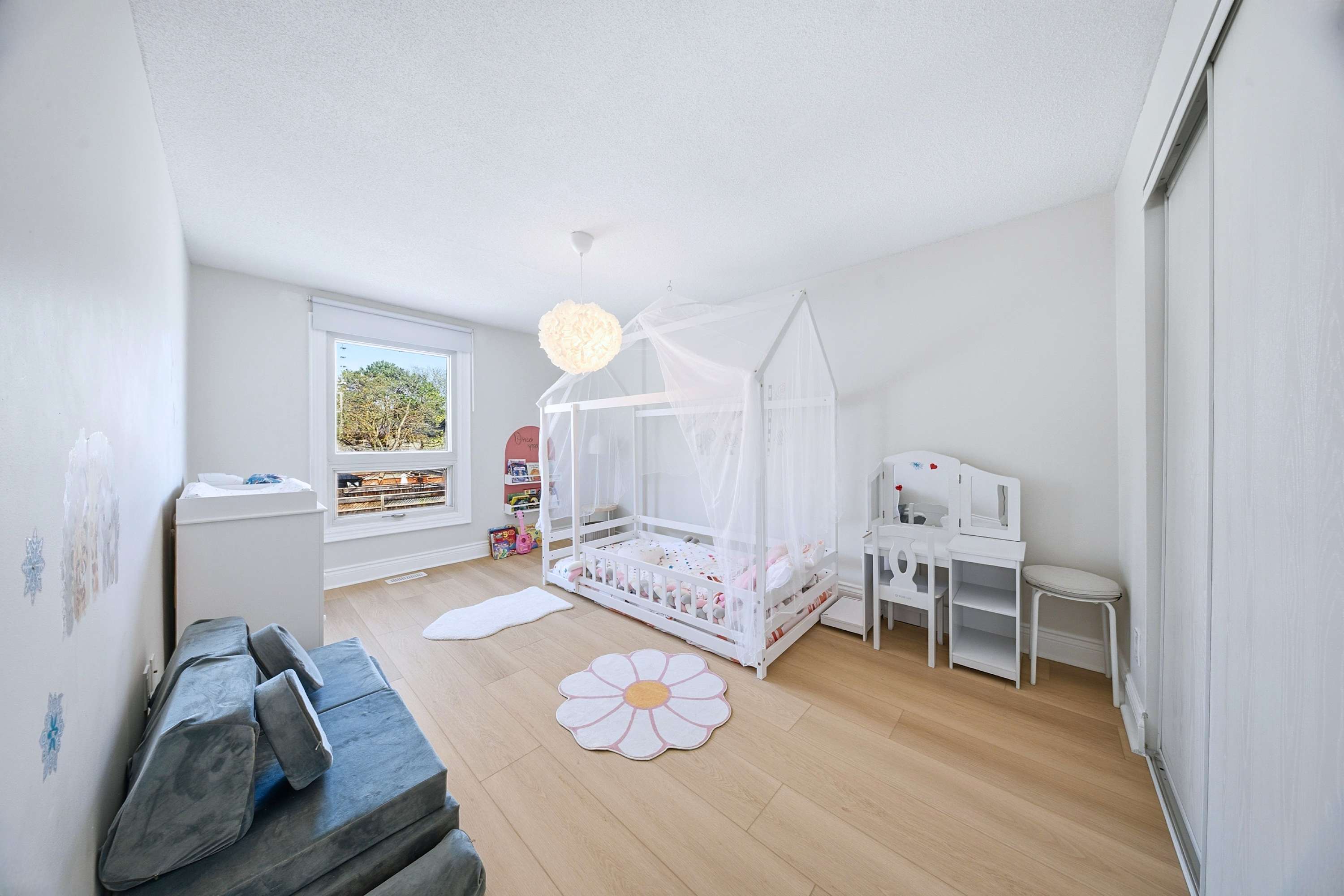 Child friendly room designed to feel comfortable and inviting